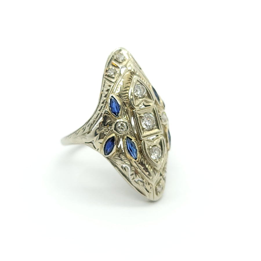 COCKTAIL ART DECO FILIGREE 18K WHITE GOLD NATURAL DIAMOND & SAPPHIRE RING