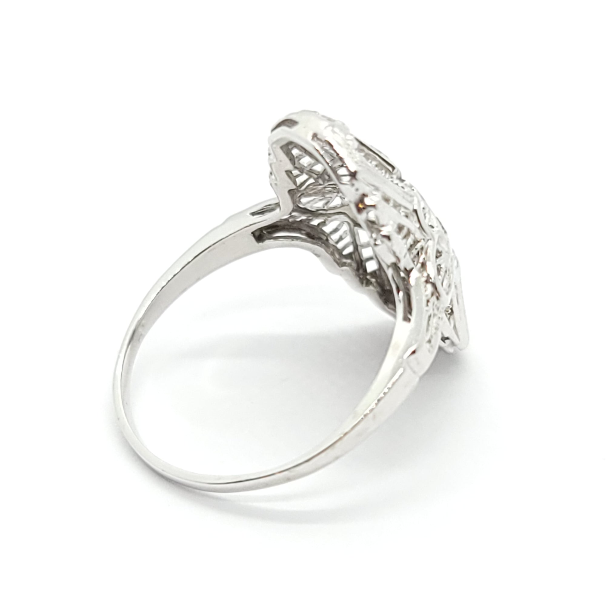 ANTIQUE 14k WHITE GOLD ART DECO FILIGREE DIAMOND COCKTAIL RING