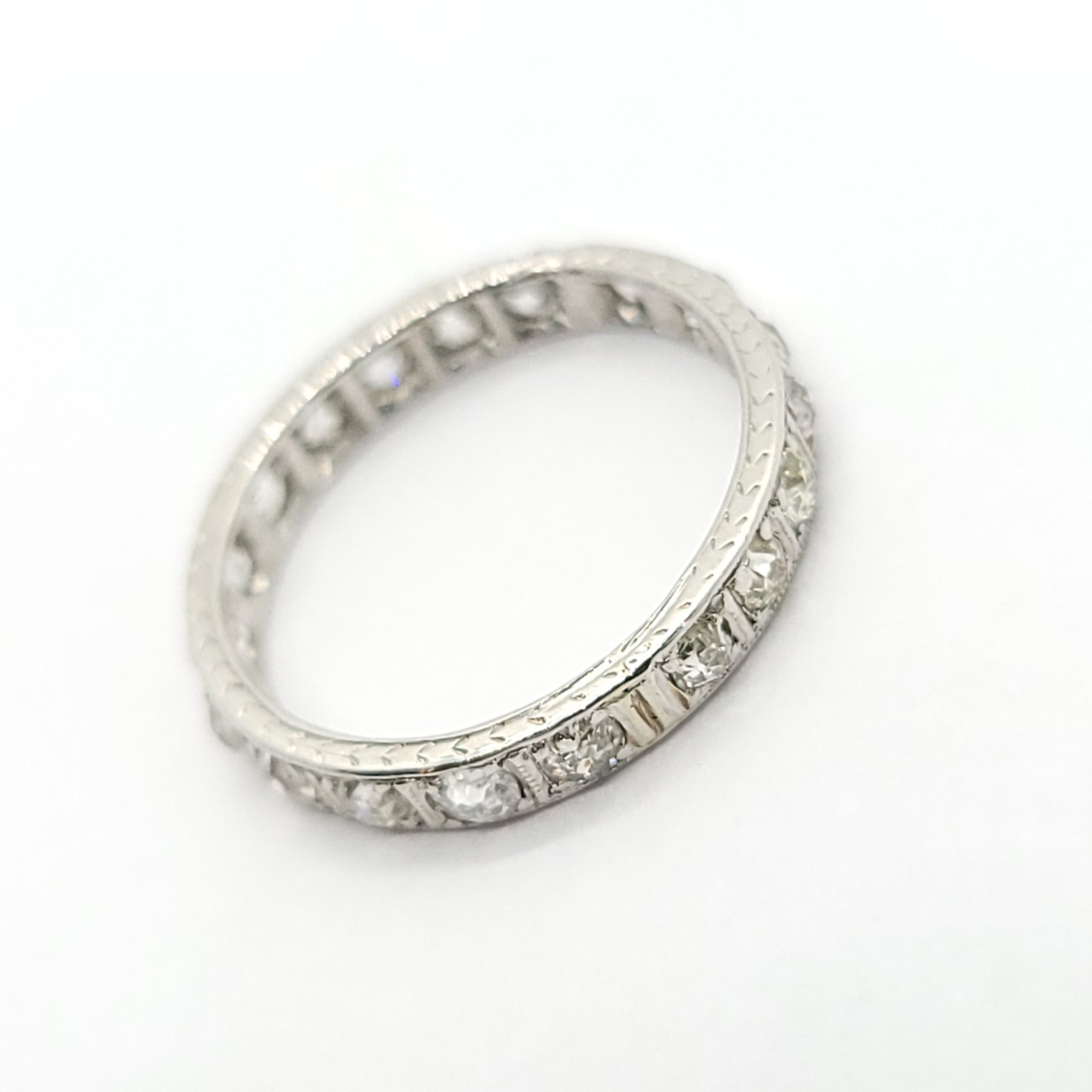 ANTIQUE ETERNITY EUROPEAN CUT DIAMOND WEDDING BAND PLATINUM RING