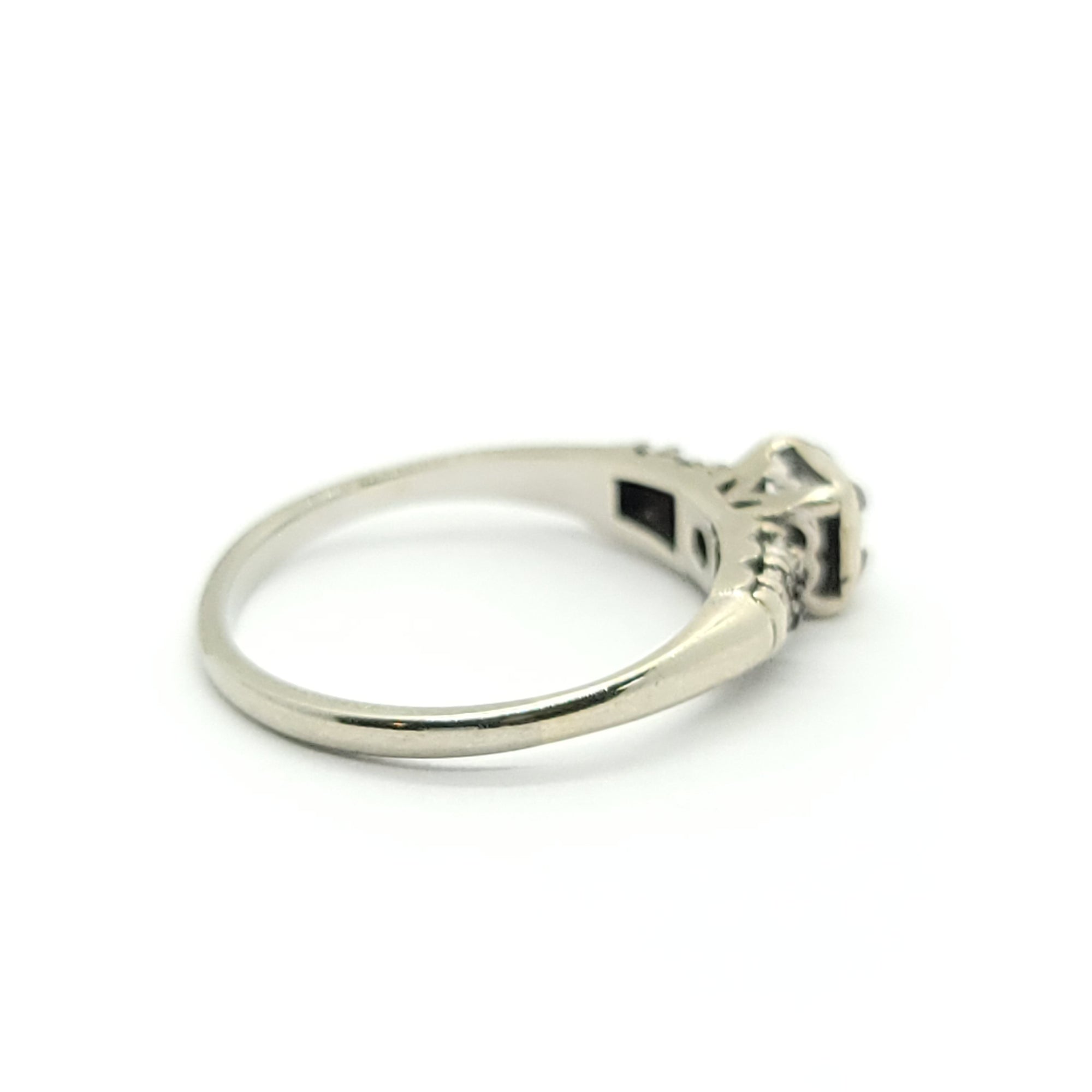 ANTIQUE ENGAGEMENT RING 14k WHITE GOLD DIAMOND RING ILLUSION SETTING 1920 's ART DECO