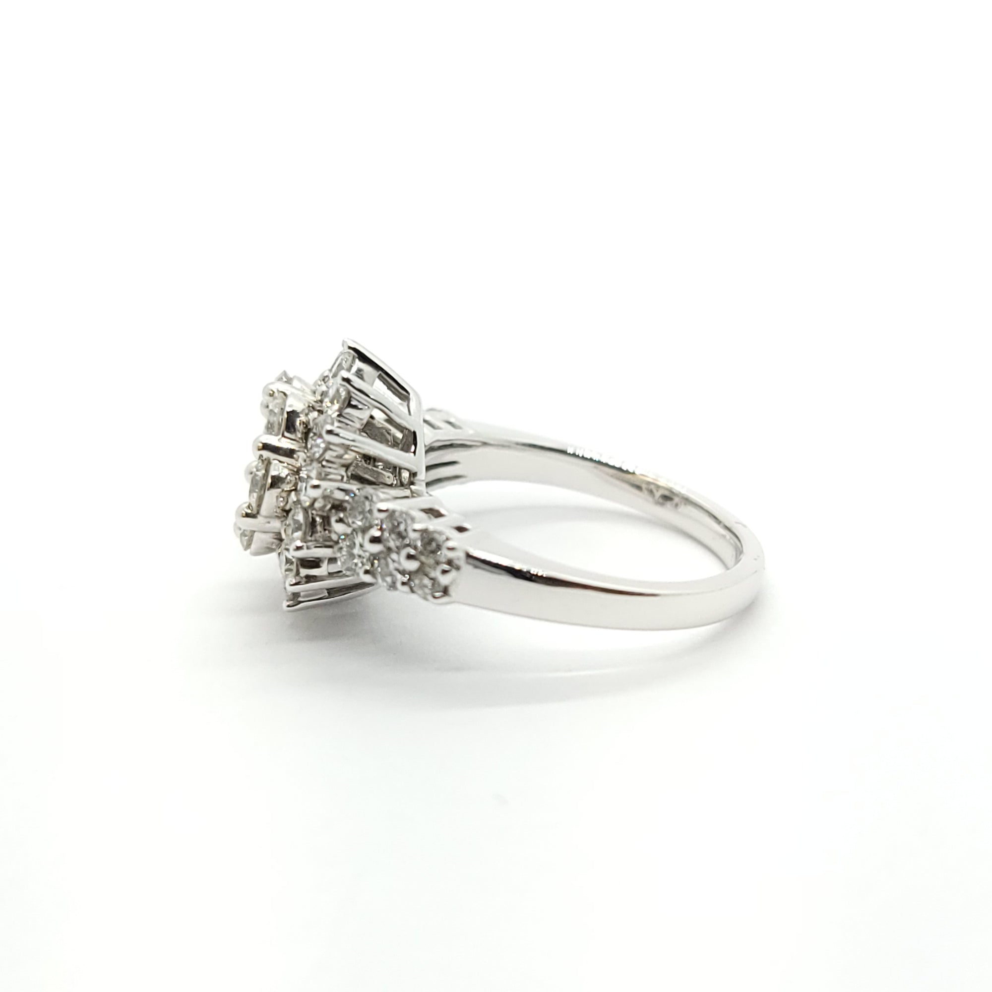 14k WHITE GOLD DIAMOND LADIES CLUSTER SUNBURST RING