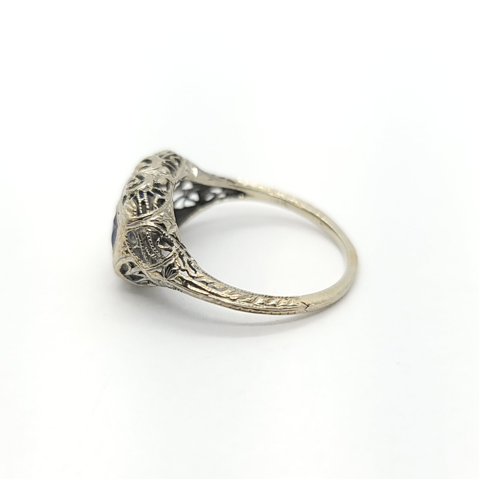 Art deco hot sale filigree ring