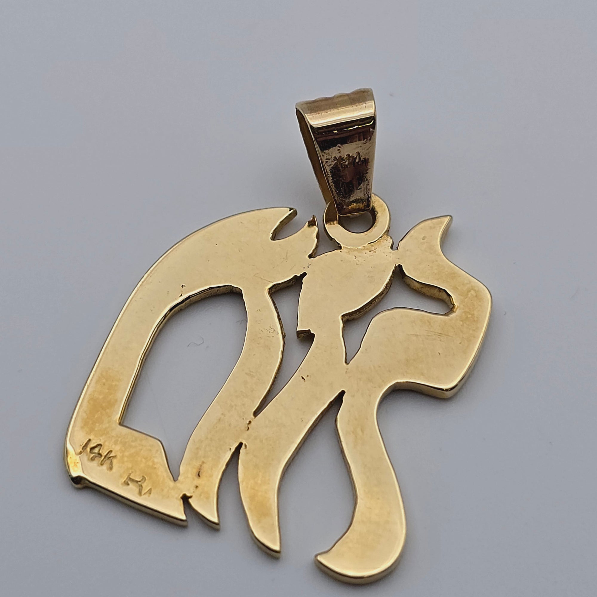 ANTIQUE 14K YELLOW GOLD JEWISH MAZAL CHARM PENDANT