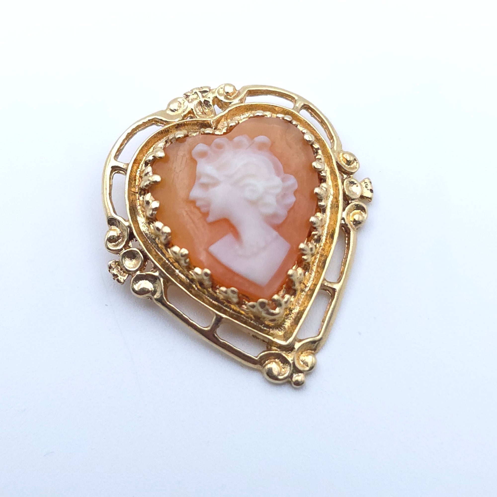 ANTIQUE CAMEO 14K YELLOW GOLD LADYS  PENDENT