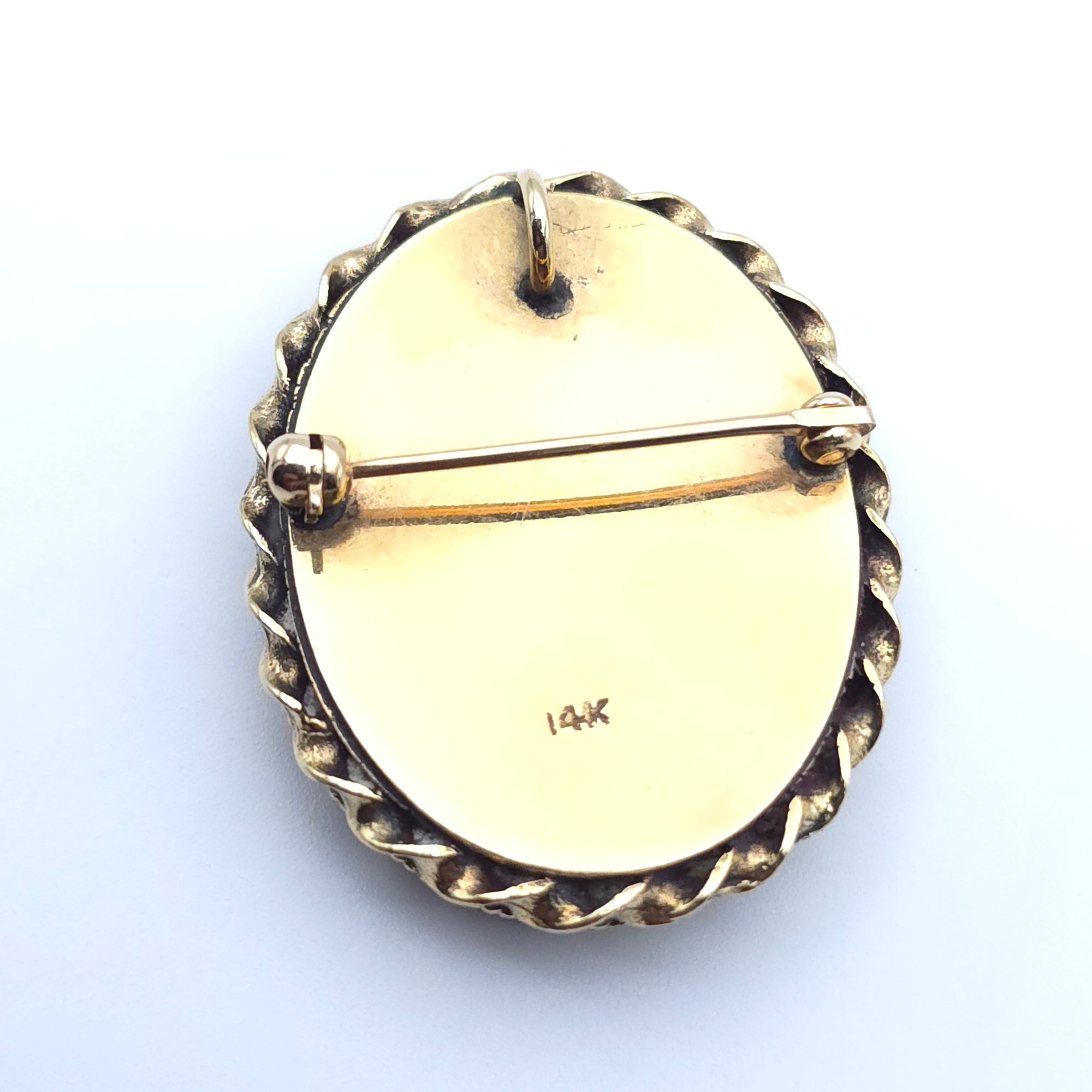 VICTORIAN ANTIQUE 14K YELLOW GOLD LADYS  PIN BROOCH PENDENT HAND PAINTED PORTRAIT