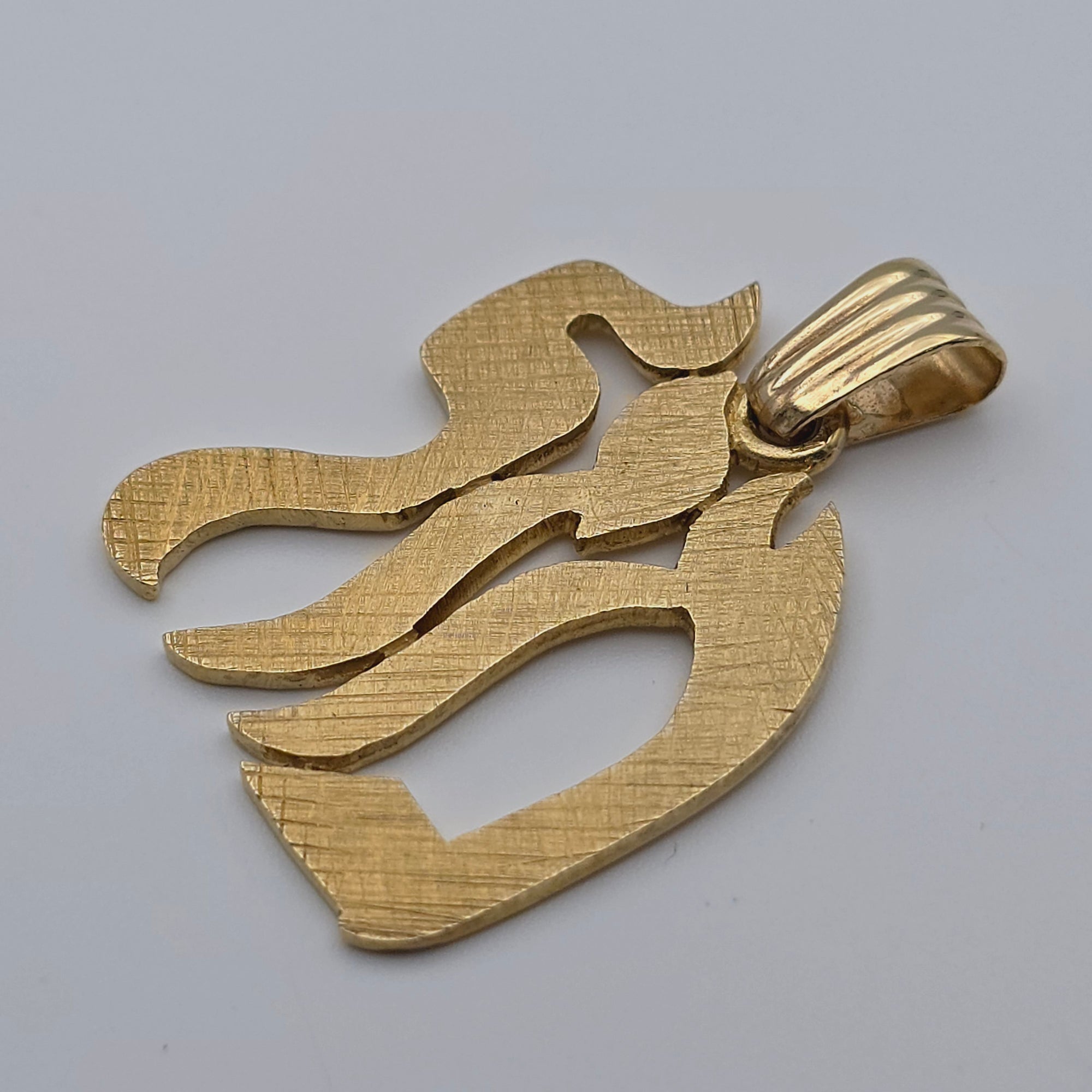 ANTIQUE 14K YELLOW GOLD JEWISH MAZAL CHARM PENDANT