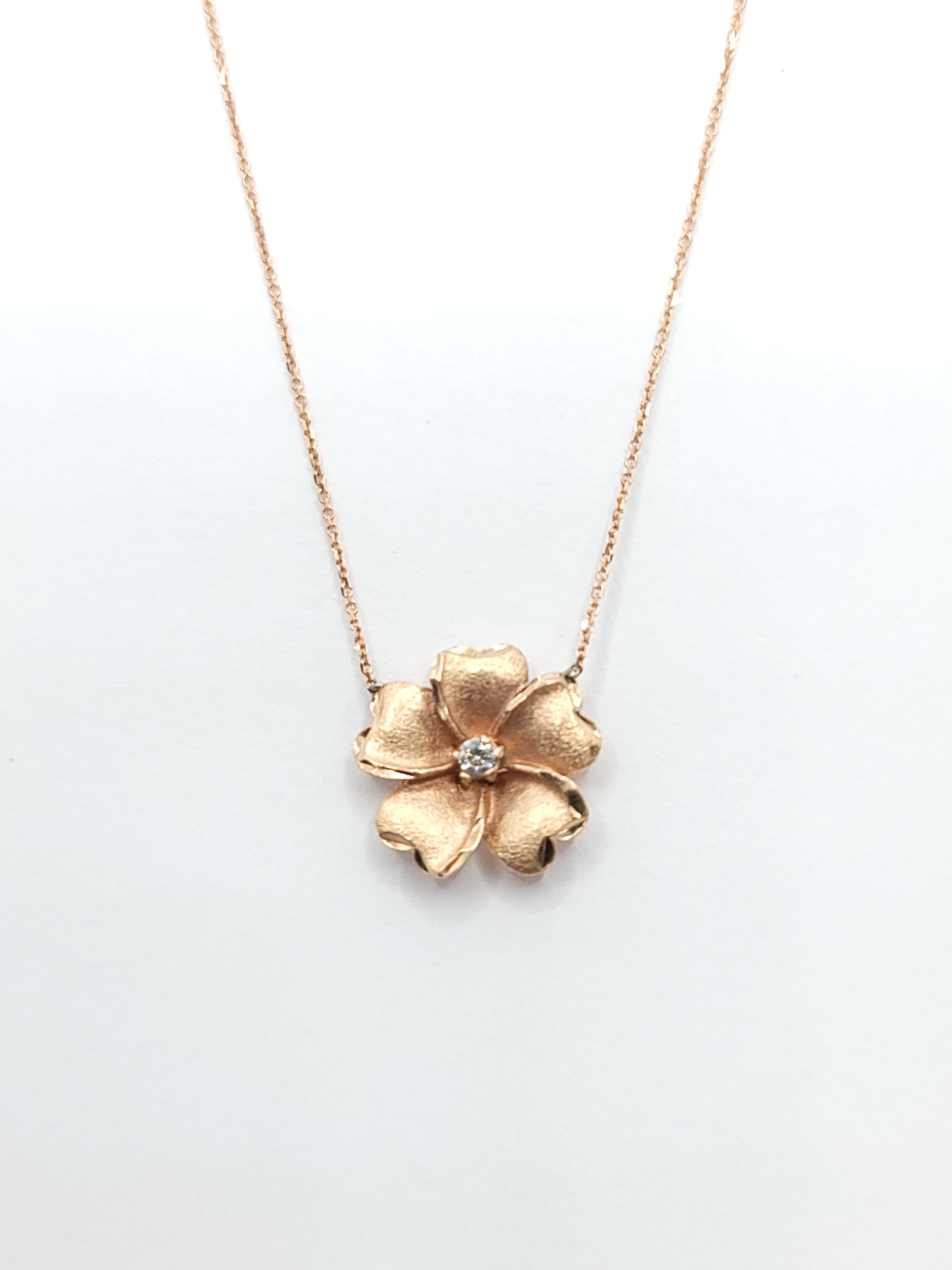 14K ROSE GOLD FLOWER AND DIAMOND NECKLACE