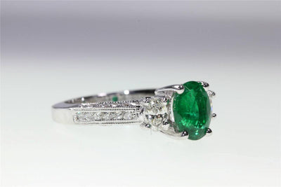 ANTIQUE 14K WHITE GOLD OVAL SHAPE COLOMBIAN EMERALD & ROUND DIAMOND RING 2.25CT