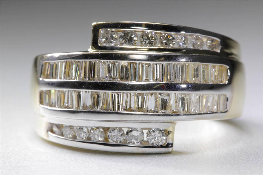 MODERN LADYS BAND BAGUETTE ROUND RING 14K WHITE YELLOW GOLD DIAMOND RING 1.35 Ct