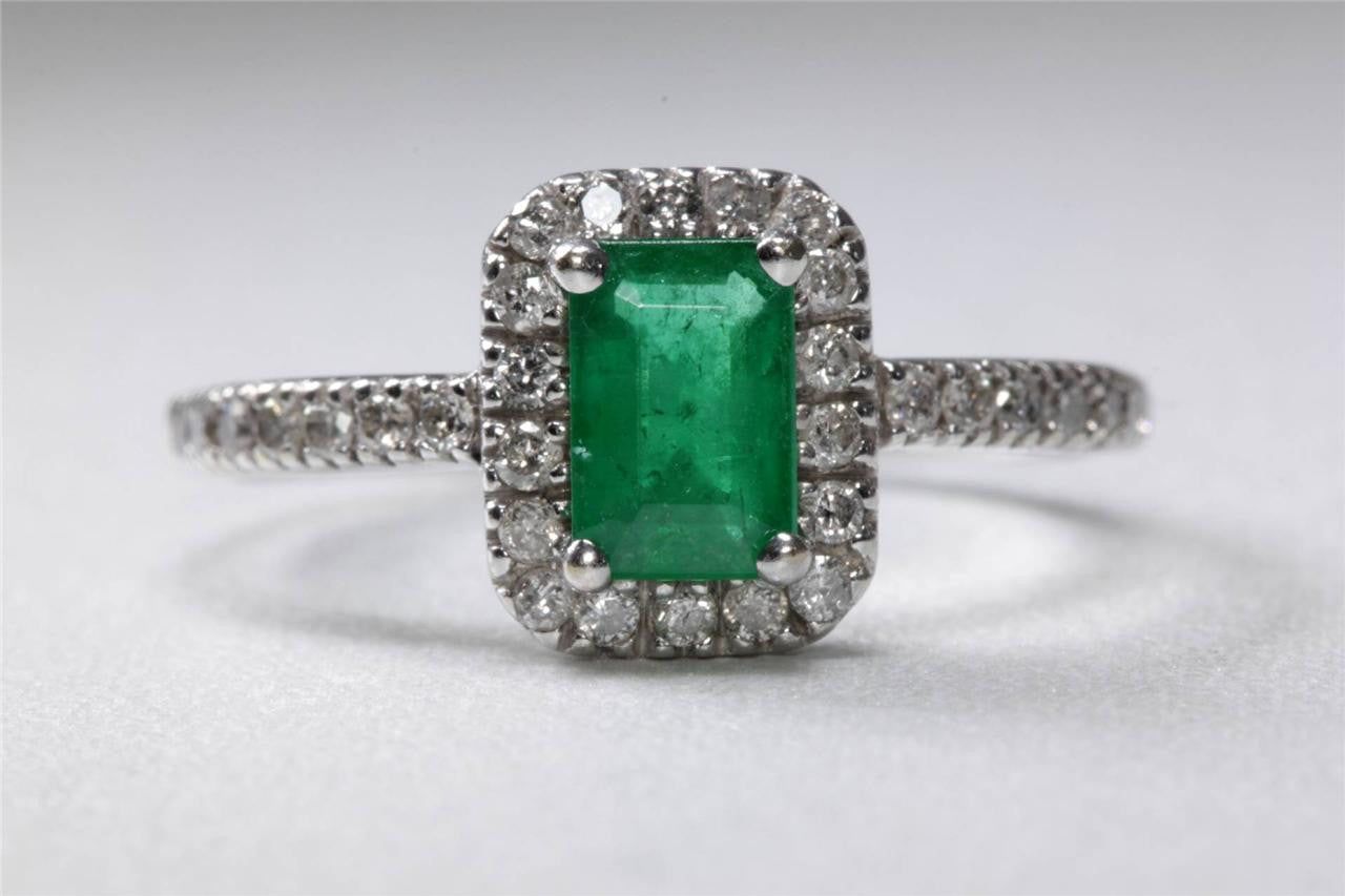 ESTATE 14k WHITE GOLD LADIES EMERALD CUT EMERALD HALO SETTING DIAMOND RING 1.00CT