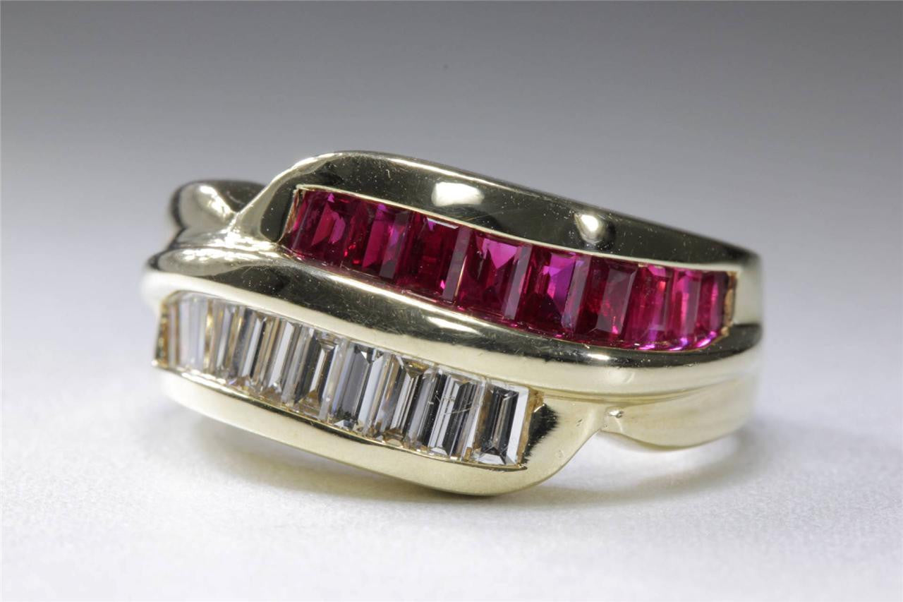 MODERN 14K YELLOW GOLD LADIES RING BAGUETTE SHAPE RUBY BAGUETTE DIAMOND 2.00CT