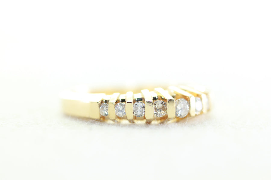 LADIES BAR STYLE 14k YELLOW GOLD DIAMOND WEDDING BAND RING