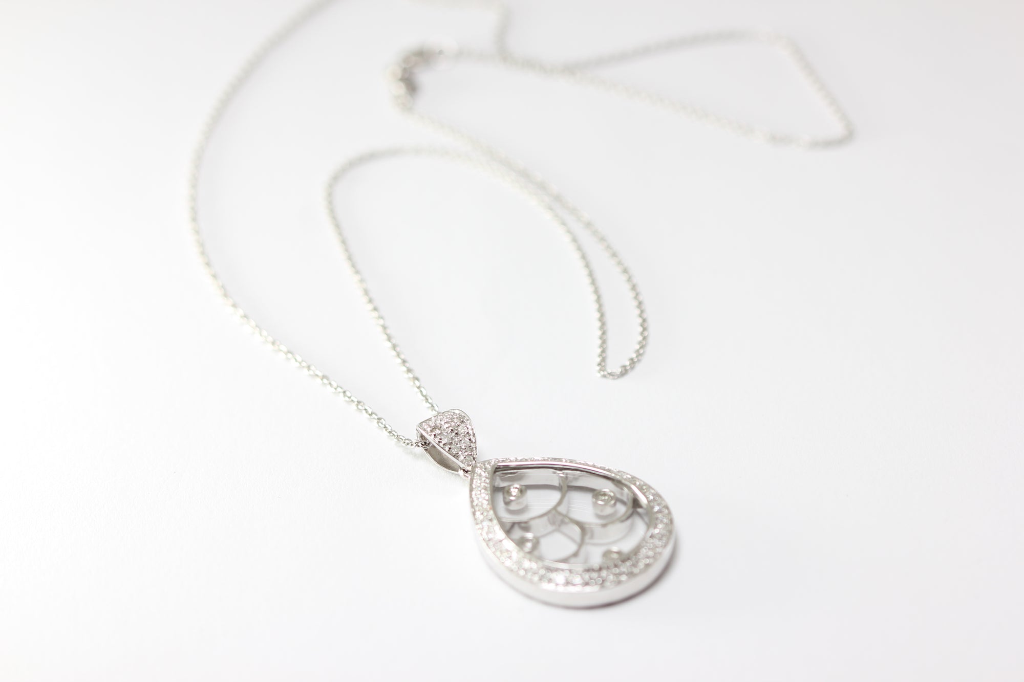 MODERN LADIES PEAR SHAPE HAPPY DIAMONDS  PENDANT AND CHAIN 14k WHITE GOLD