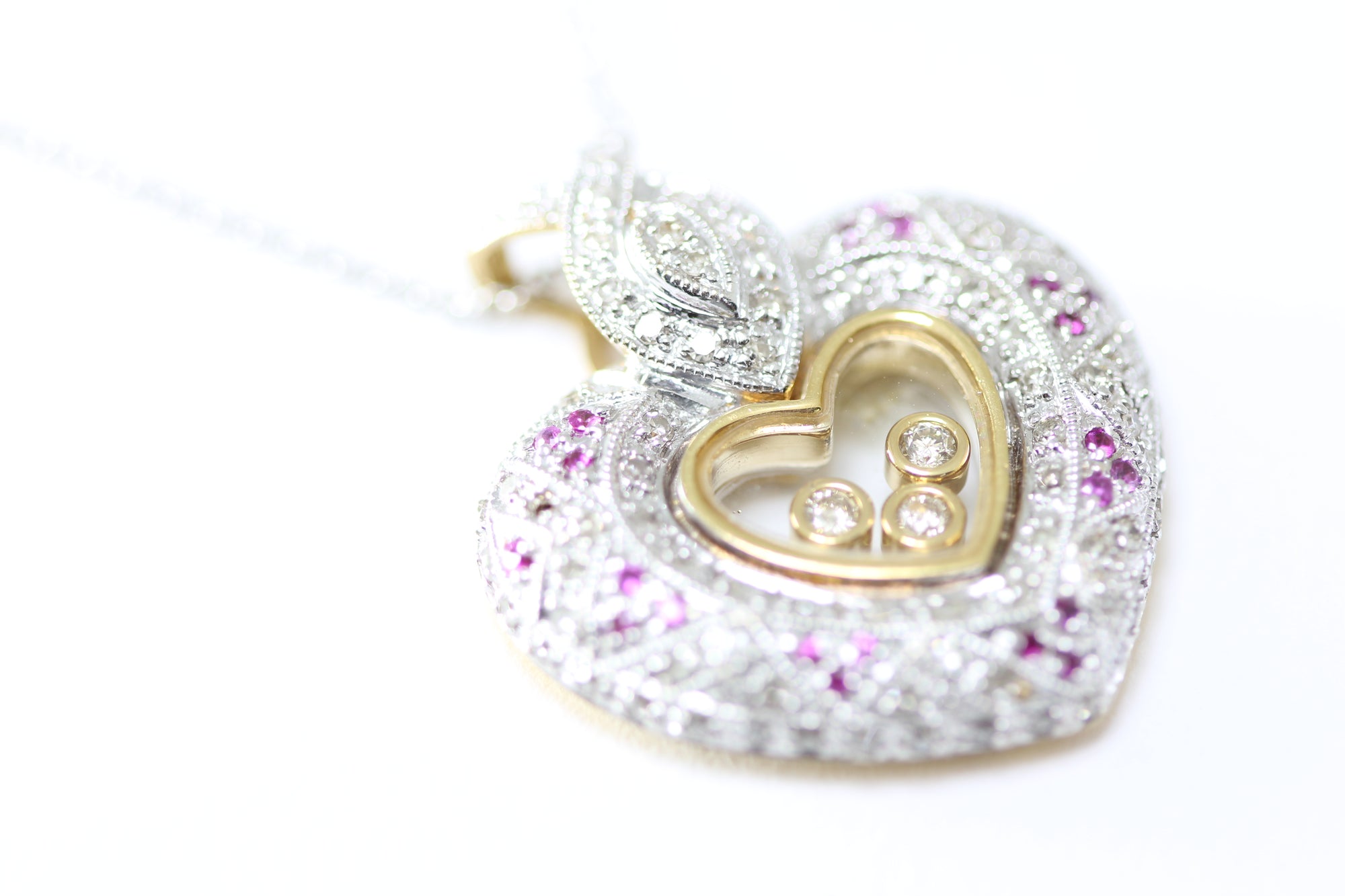 HEART SHAPE HAPPY DIAMONDS LADIES PENDANT AND CHAIN 14k WHITE GOLD