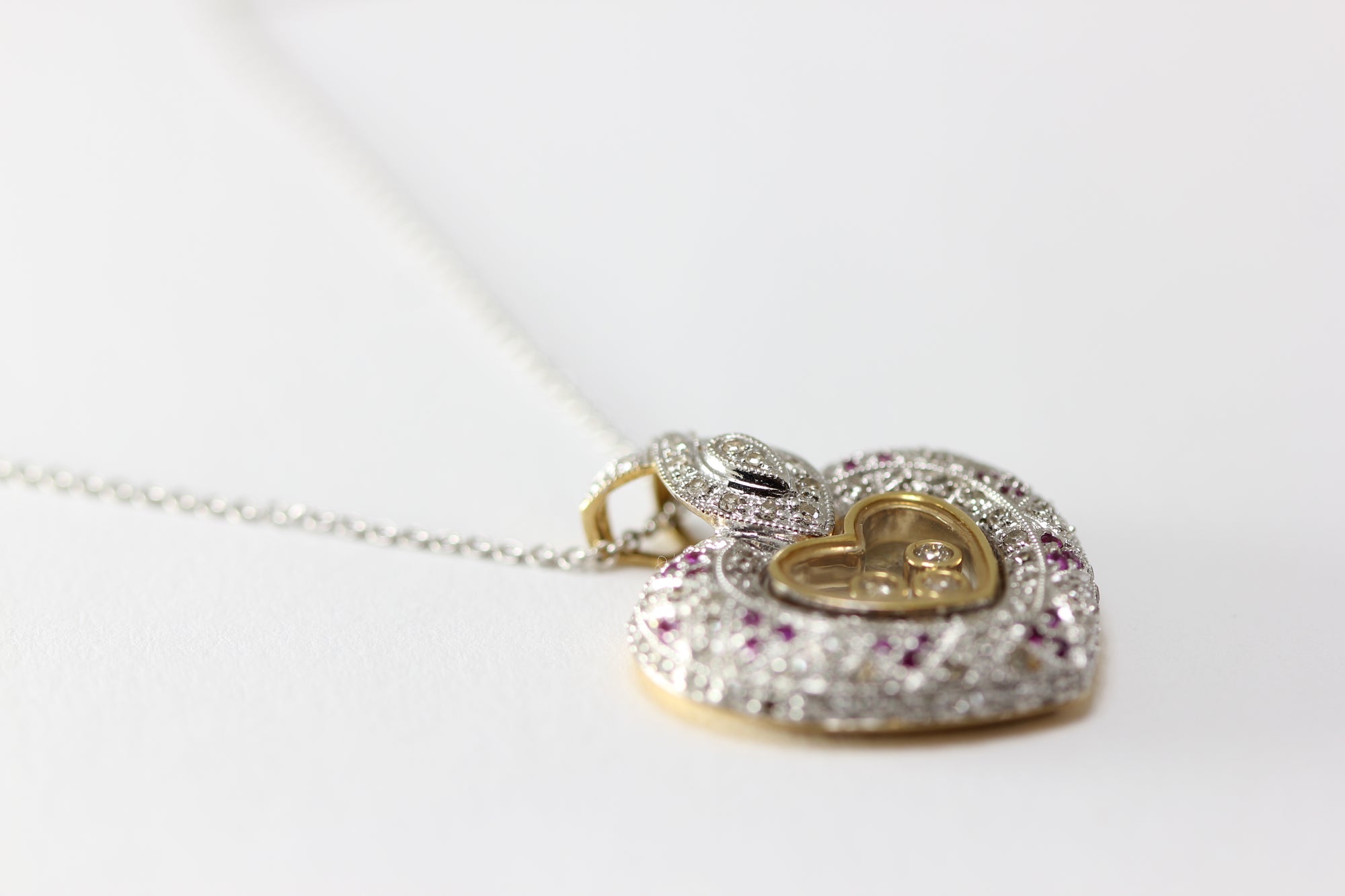 HEART SHAPE HAPPY DIAMONDS LADIES PENDANT AND CHAIN 14k WHITE GOLD