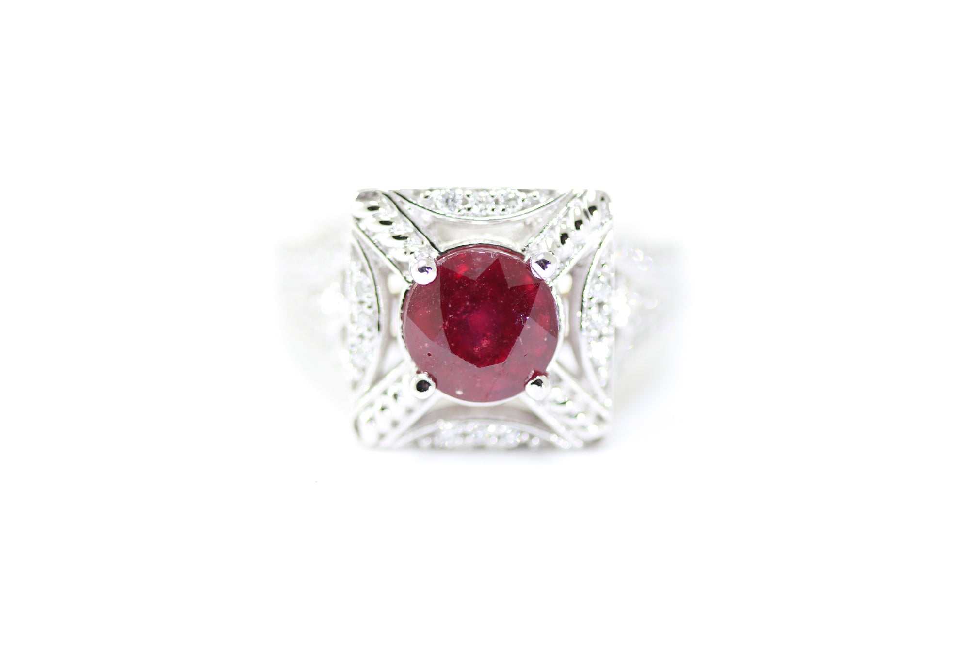 14K WHITE GOLD LADIES HELO RUBY & DIAMOND RING