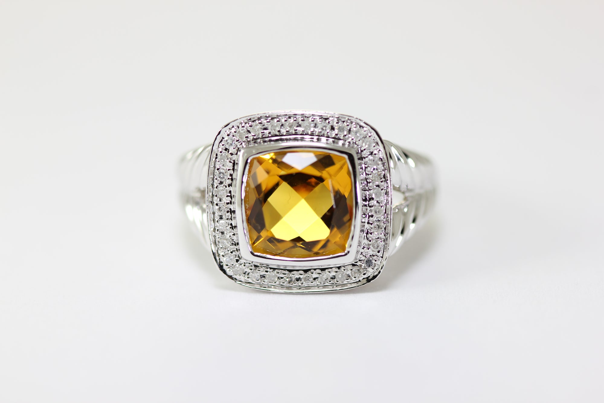 ABC 14K WHITE GOLD LADIES CITRINE & DIAMOND HALO RING