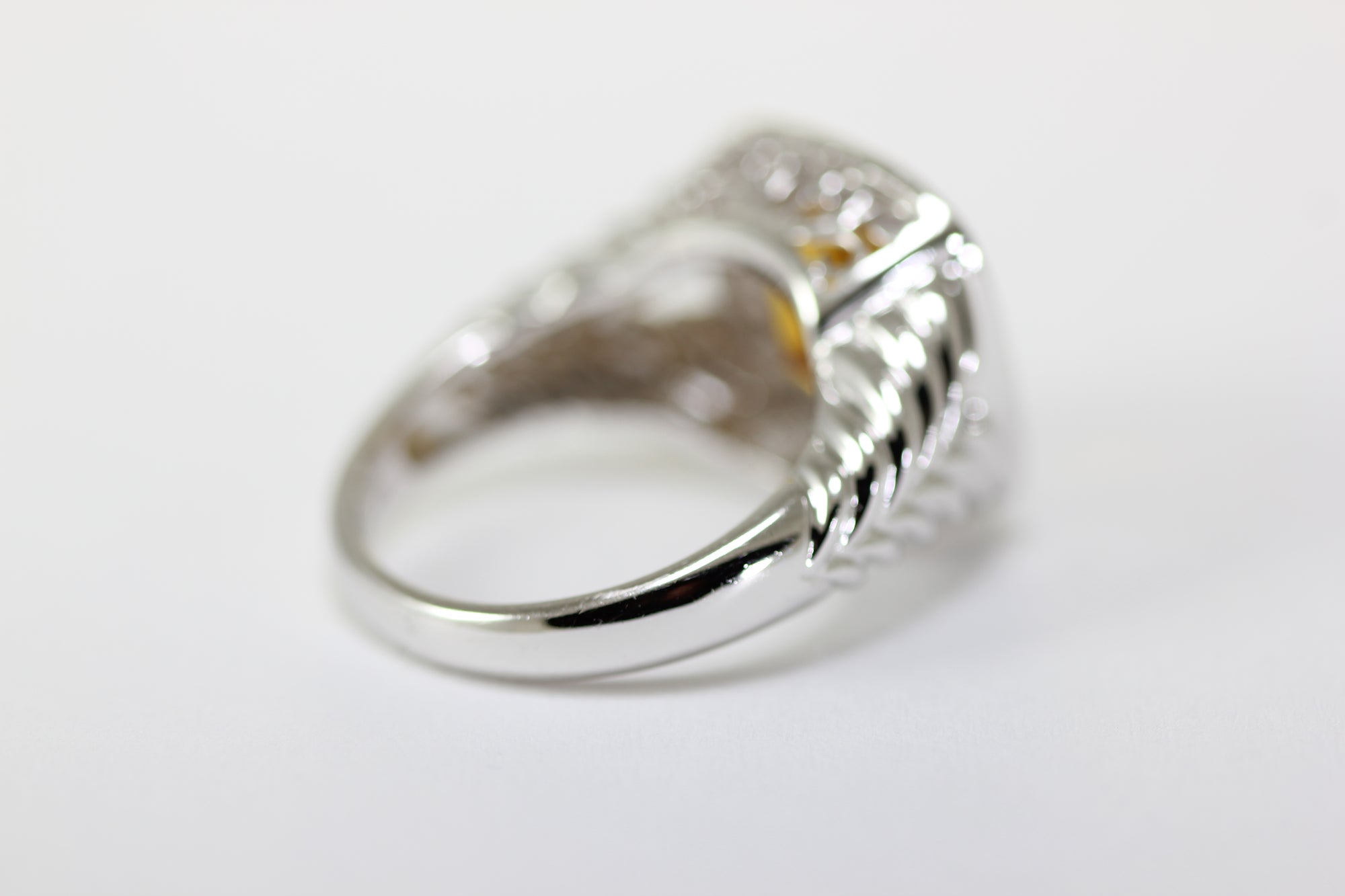ABC 14K WHITE GOLD LADIES CITRINE & DIAMOND HALO RING