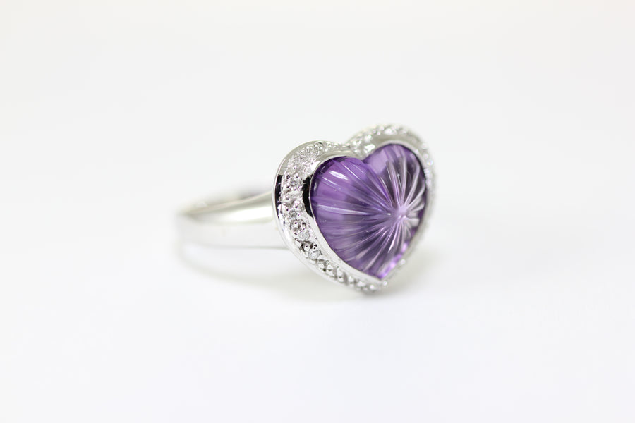 14K WHITE GOLD LADIES HEART AMETHYST & DIAMOND HALO RING