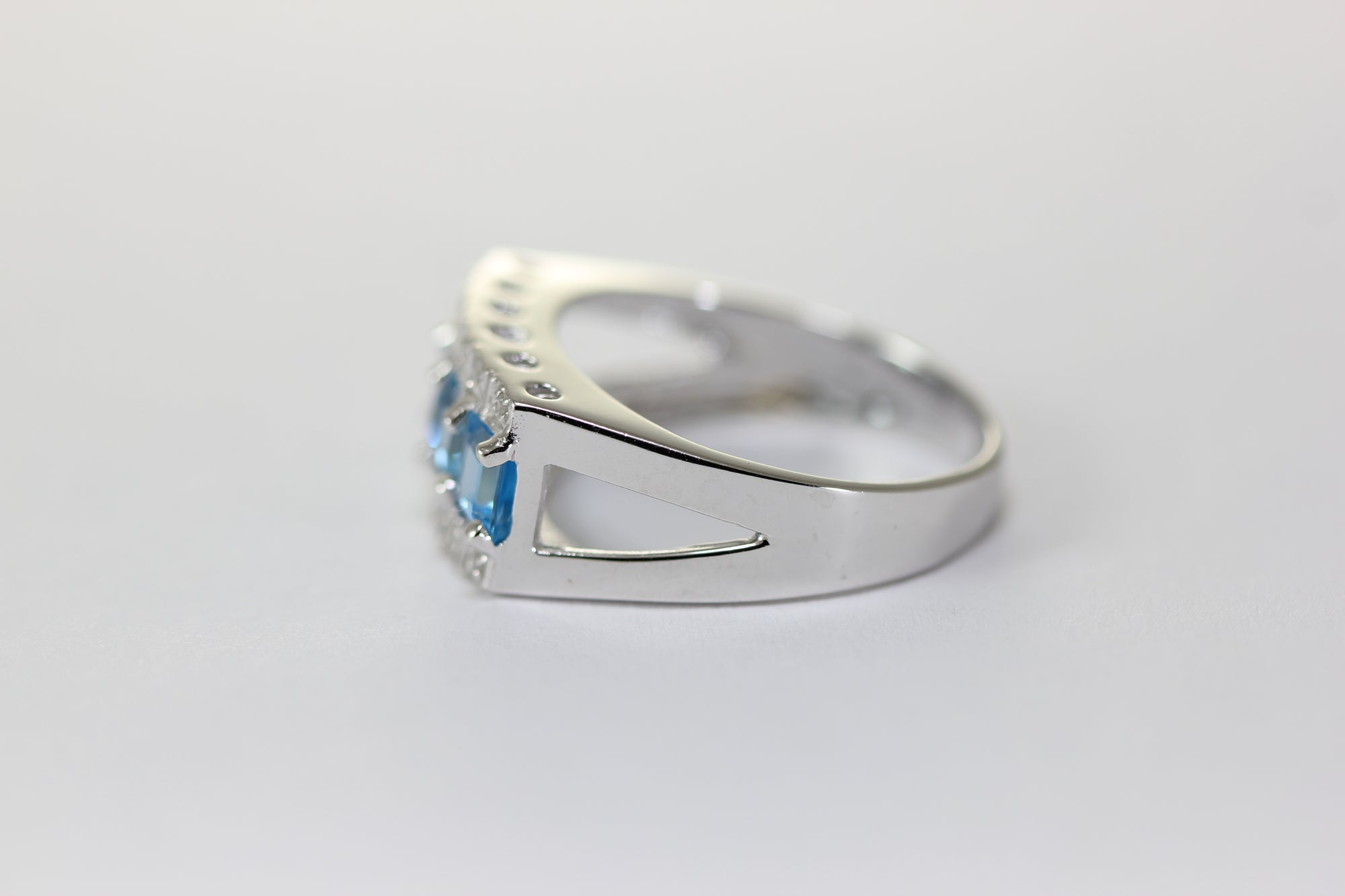 aaa NATURAL PRINCESS CUT BLUE TOPAZ & DIAMOND RING 14K WHITE GOLD