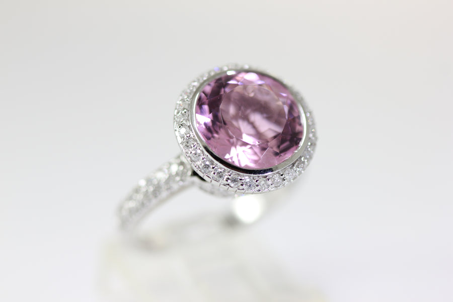 14K WHITE GOLD LADIES HELO PINK TOPAZ & DIAMOND RING