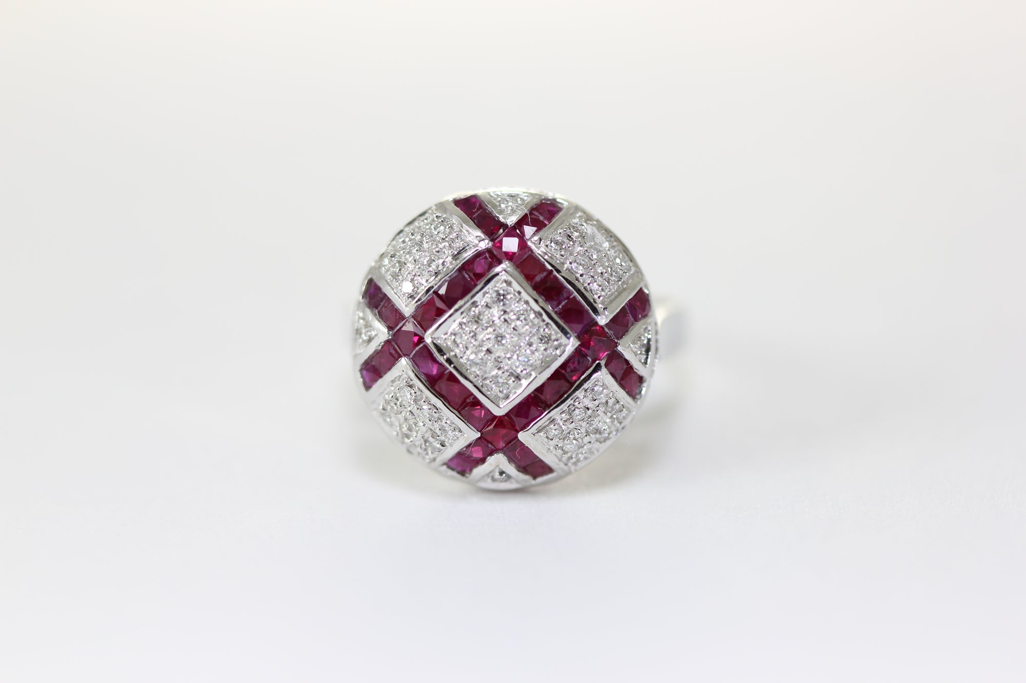 18K WHITE GOLD LADIES LUCIEN PICCARD RUBY & DIAMOND RING