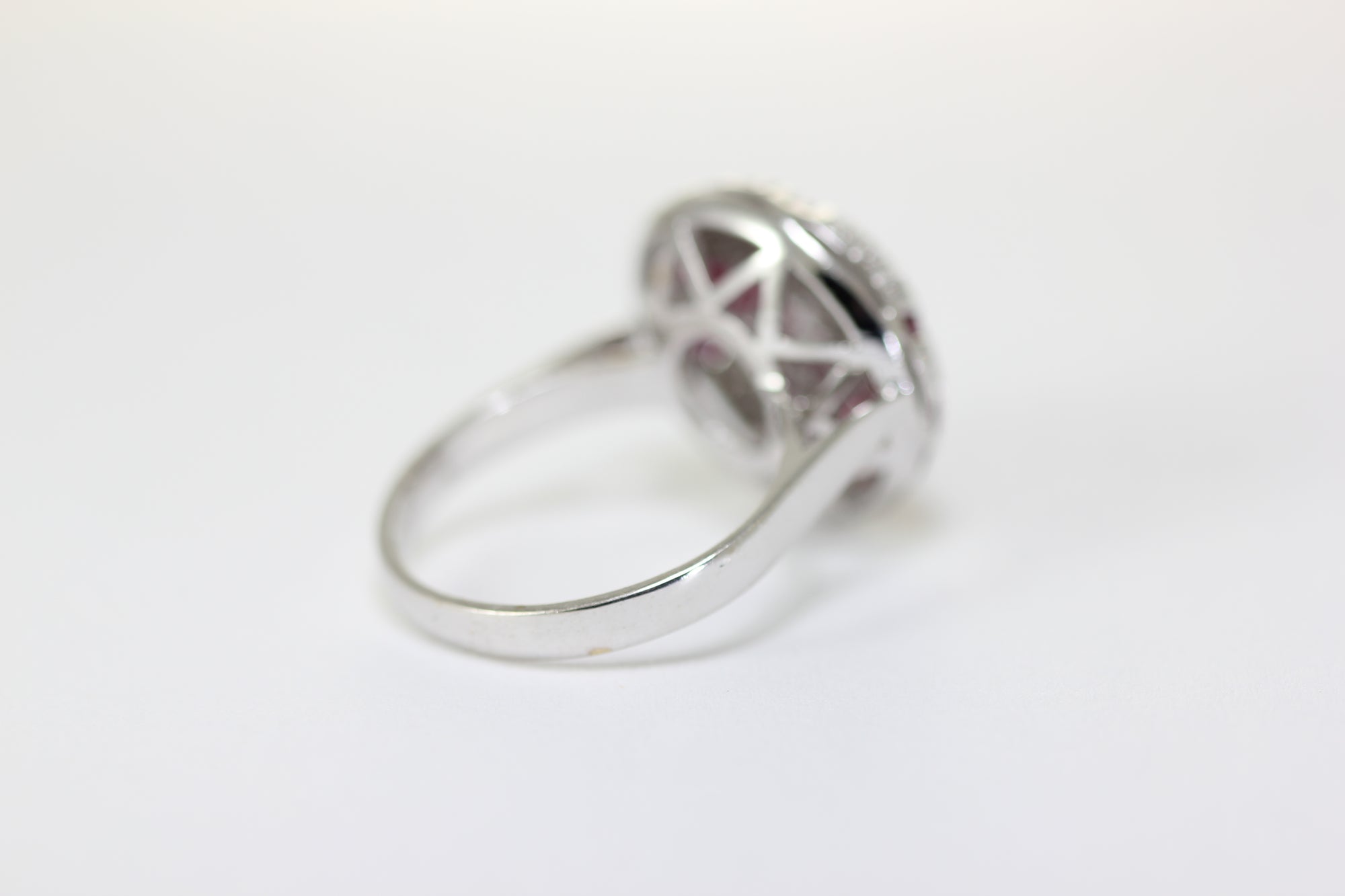 18K WHITE GOLD LADIES LUCIEN PICCARD RUBY & DIAMOND RING