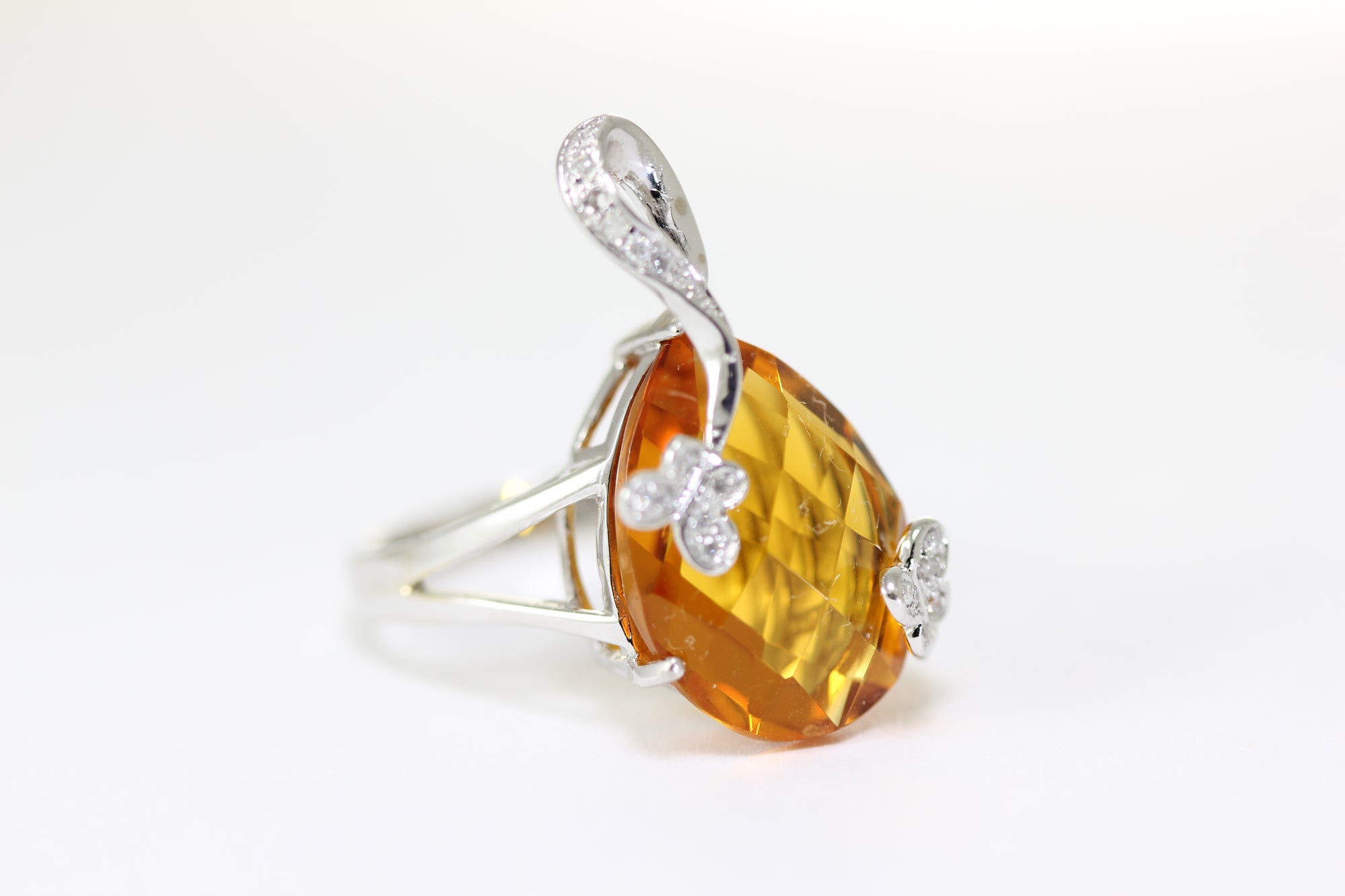 14K WHITE GOLD LADIES PEAR CITRINE & DIAMOND RING
