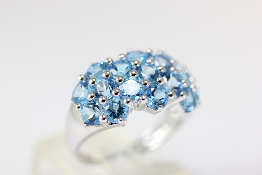 aaa WIDE BAND NATURAL BLUE TOPAZ 14K WHITE GOLD RING