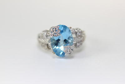 aaa OVAL CHECKERBOARD 14K WHITE GOLD WHITE SAPPHIRE & NATURAL BLUE TOPAZ RING