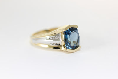 14K WHITE & YELLOW GOLD DIAMOND &  NATURAL LONDON BLUE TOPAZ WOMENS RING