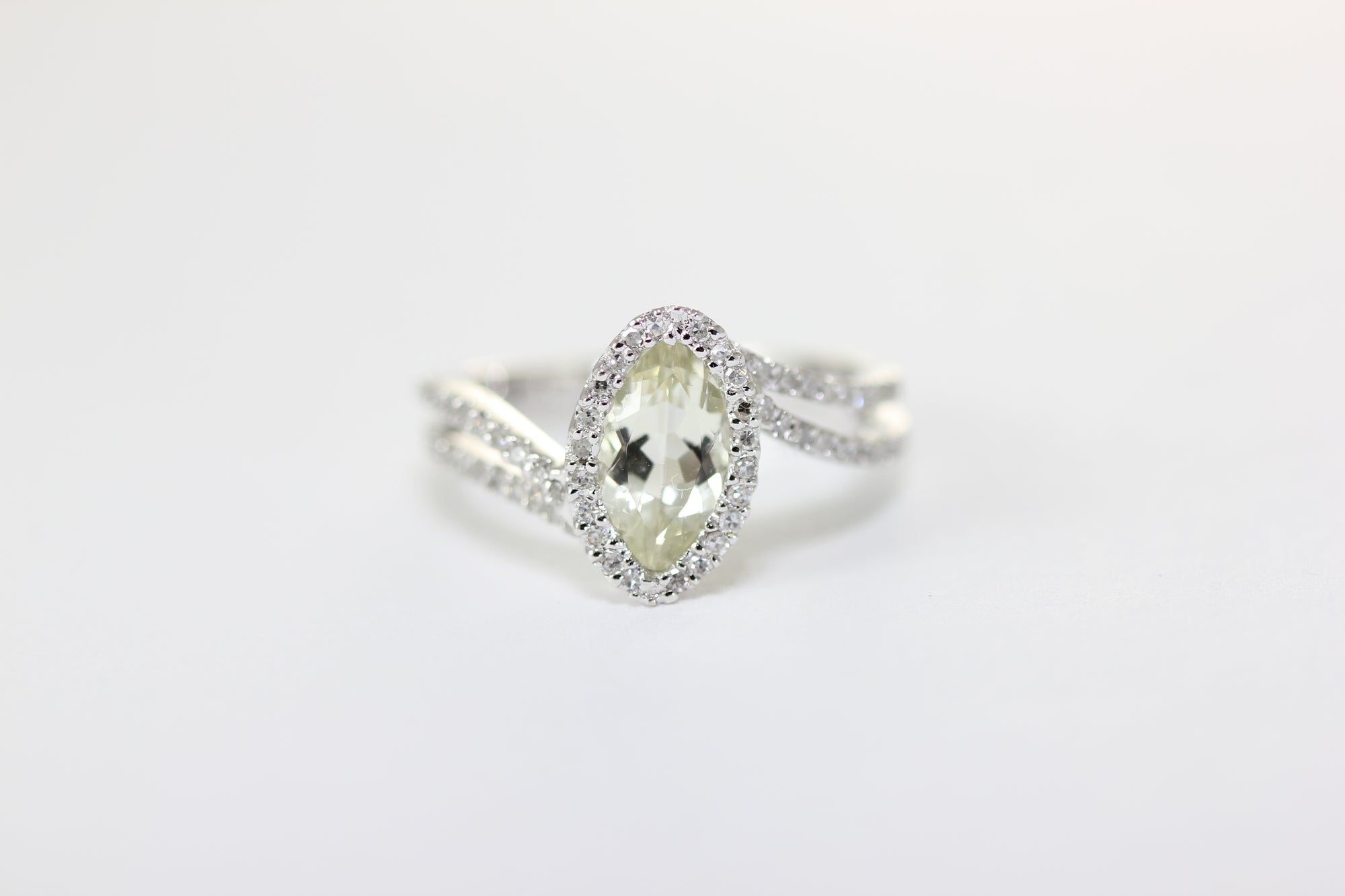 ABC 14K WHITE GOLD LADIES HELO LIME AURA QUARTZ & DIAMOND RING