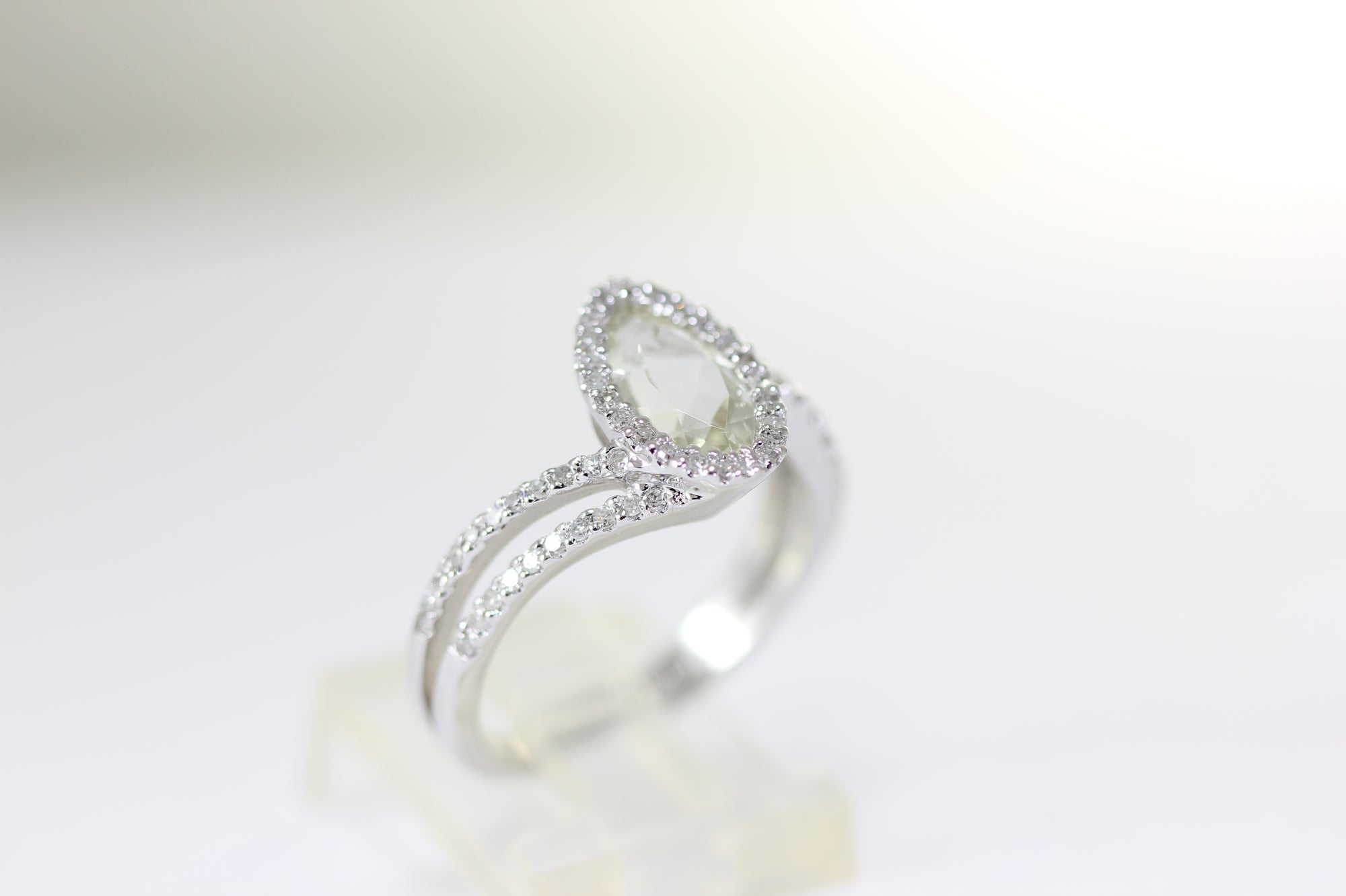 ABC 14K WHITE GOLD LADIES HELO LIME AURA QUARTZ & DIAMOND RING