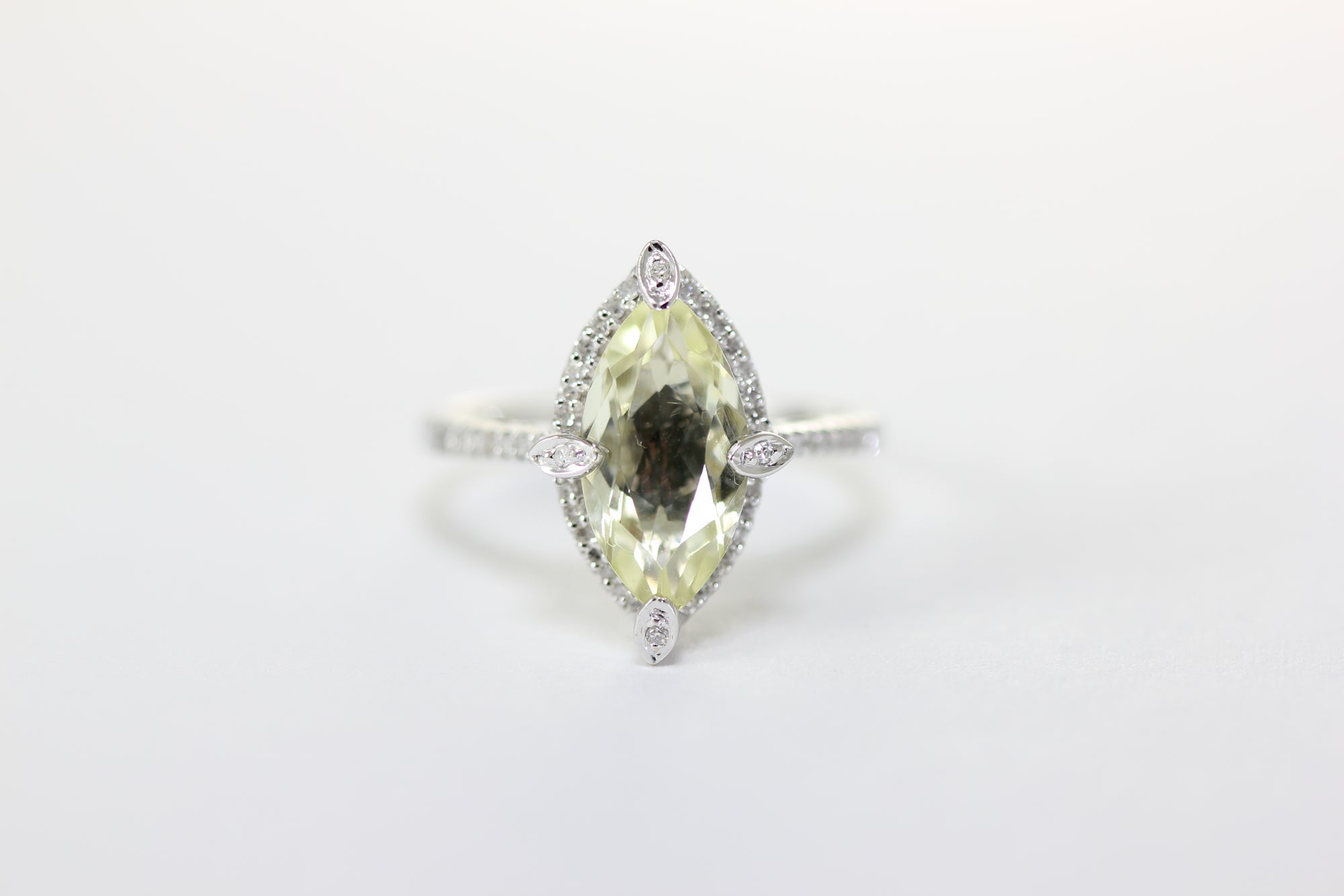 ABC 14K WHITE GOLD LADIES HELO LIME AURA QUARTZ & DIAMOND RING