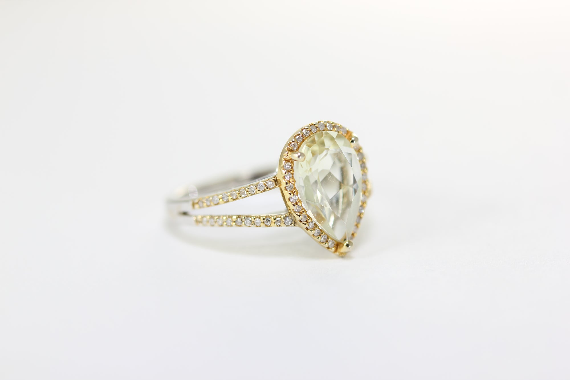 ABC 14K WHITE  & YELLOW GOLD LADIES HELO LIME AURA QUARTZ & DIAMOND RING