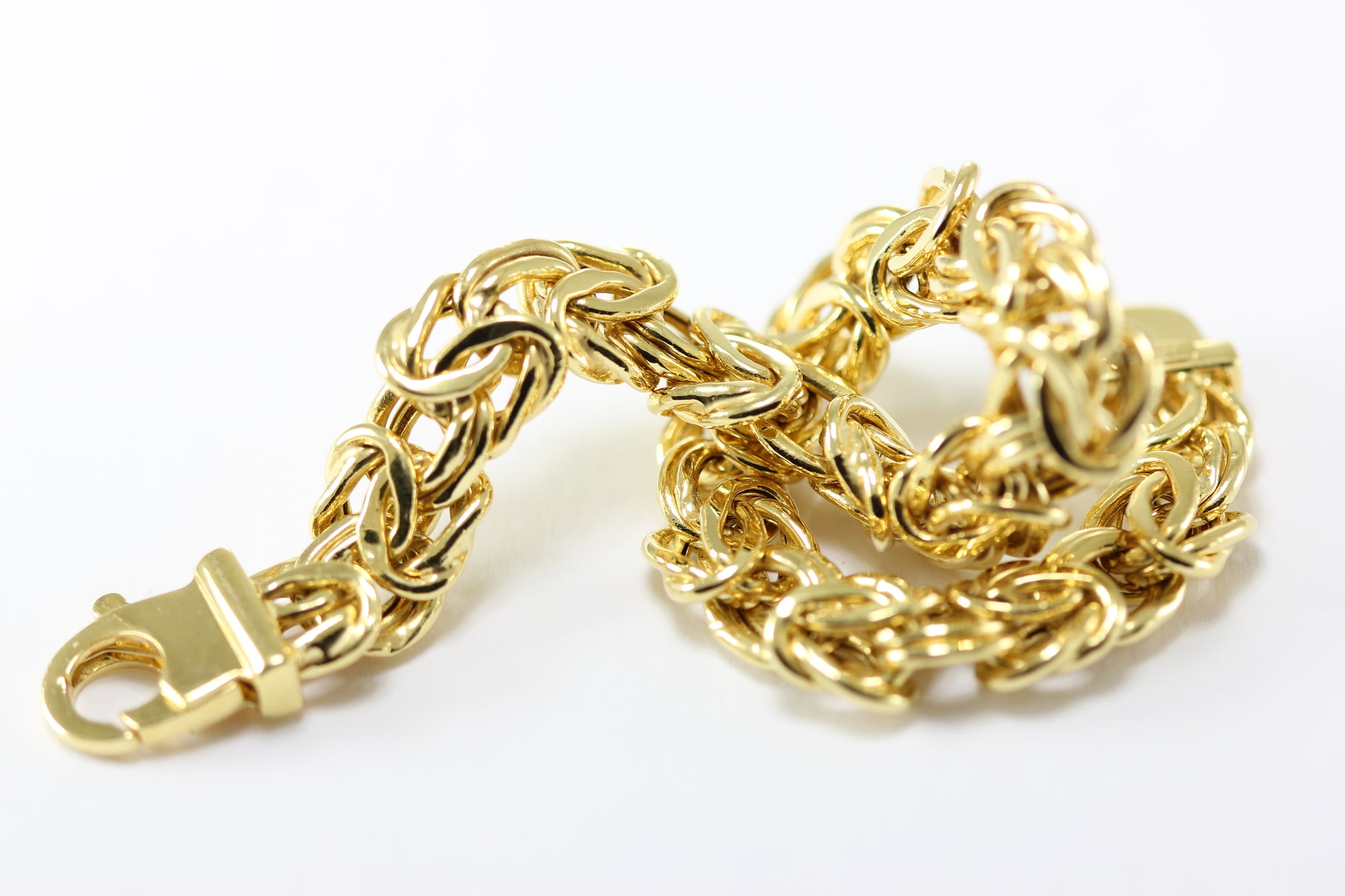 14K YELLOW GOLD BYZANTINE BRACELET