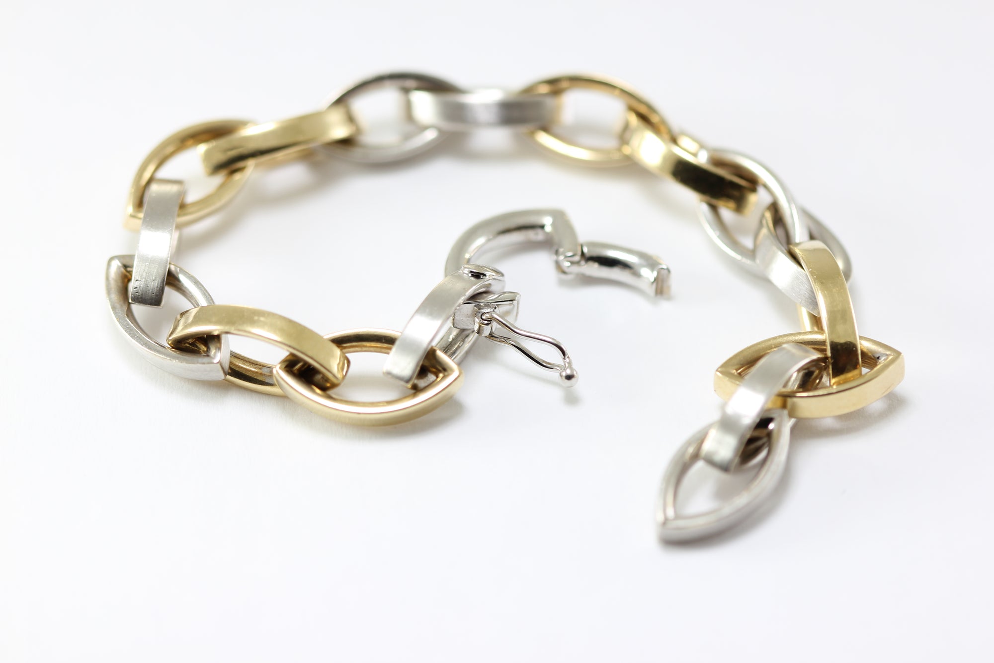 14K TWO TONE  GOLD BRUSHED LINK BRACELET