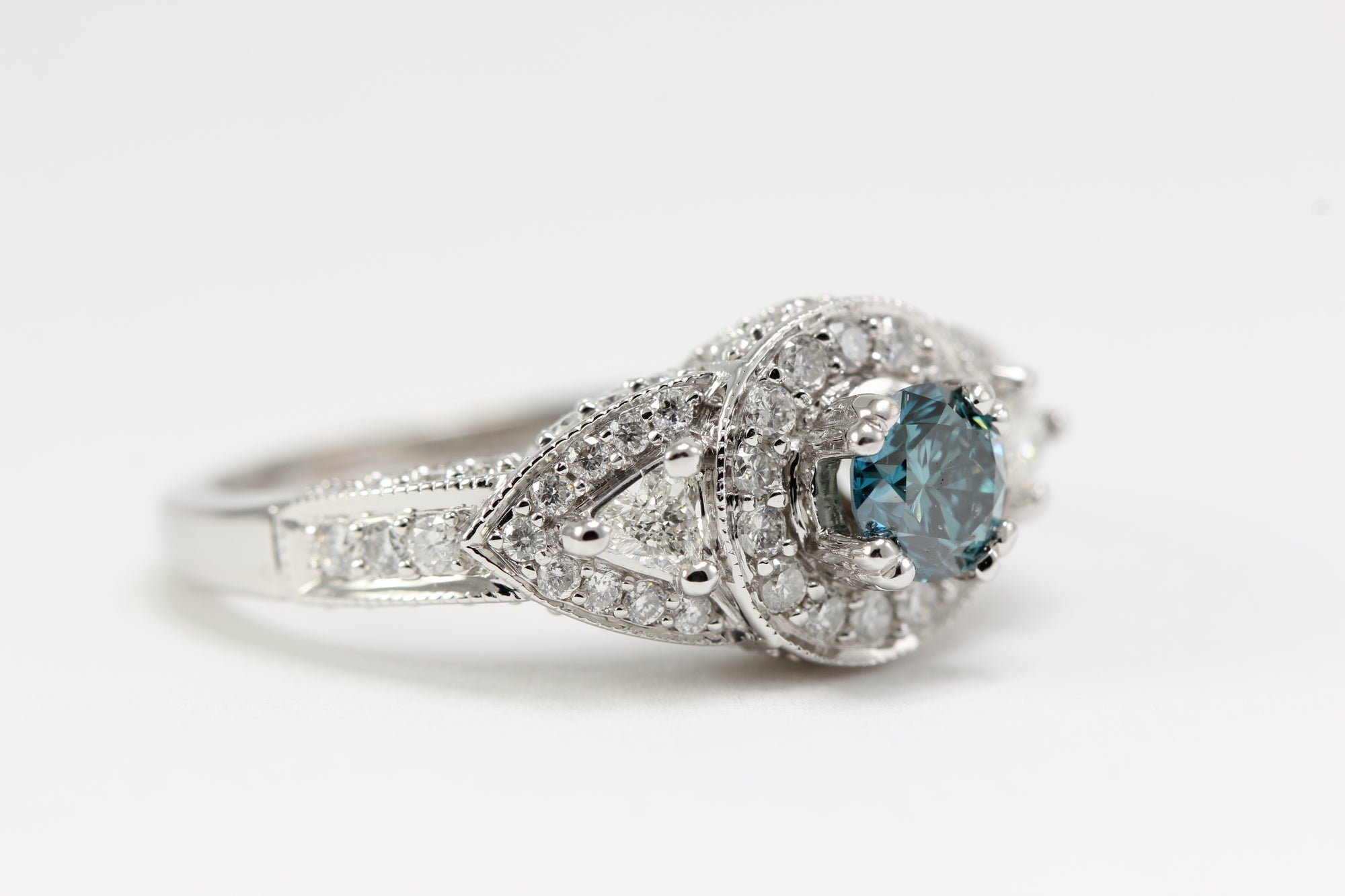 BLUE DIAMOND ENGAGEMENT RING 14K WHITE GOLD ROUND SHAPED 1.37 CTW