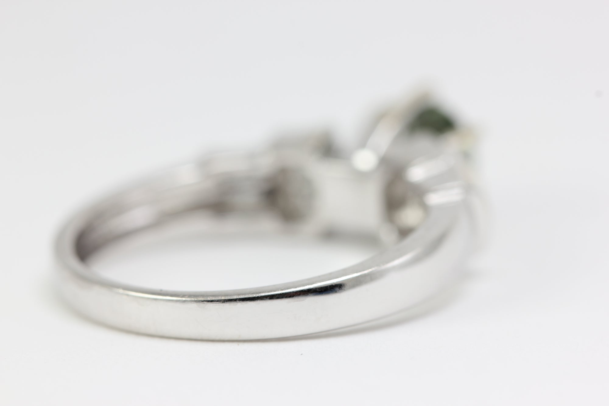 GREEN DIAMOND ENGAGEMENT RING 14K WHITE GOLD ROUND SHAPED 1.24 CTW