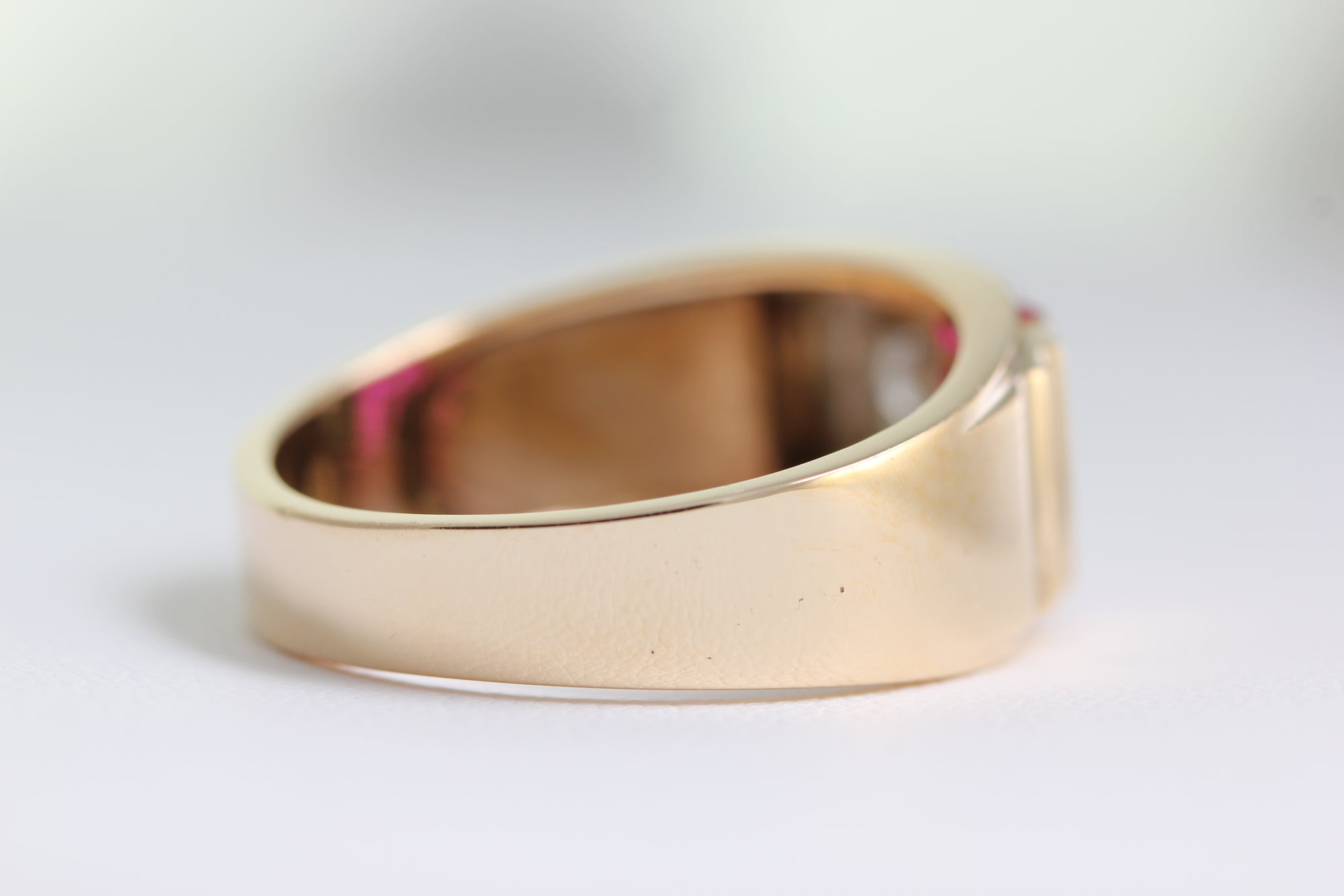 ANTIQUE DIAMOND & RUBY MENS RING SET IN 14k YELLOW GOLD