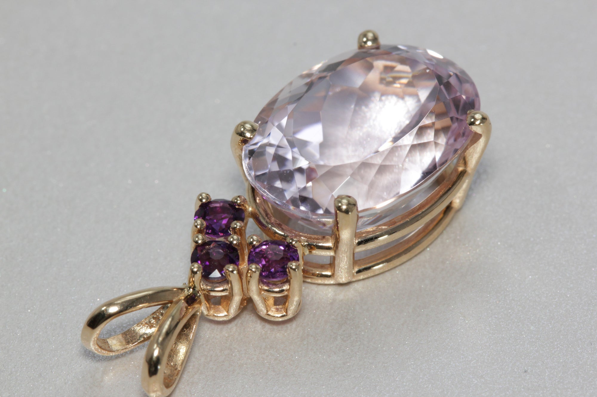 MODERN 14k YELLOW GOLD LADYS LARGE PENDANT 15CT KUNZITE & AMETHYST