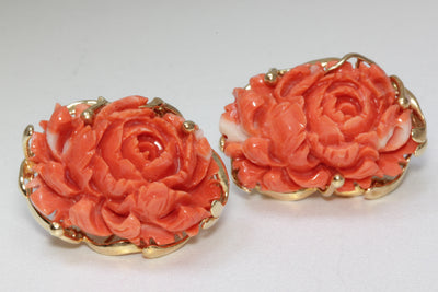 ANTIQUE 14K YELLOW GOLD CARVED PINK CORAL FLOWER LEAF CABOCHON EARRINGS