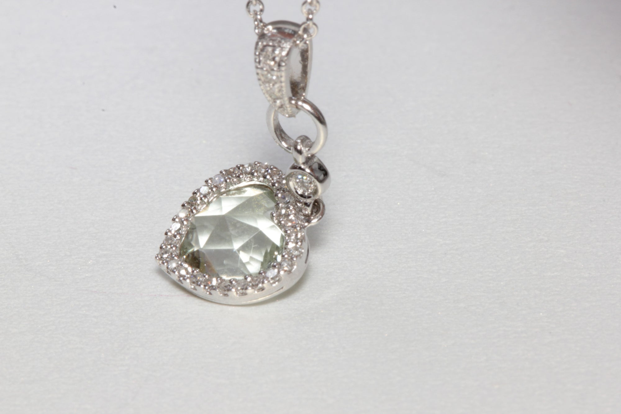 MODERN 14K WHITE GOLD LADIES PENDANT & CHAIN CHECKERBOARD GREEN AMETHYST & DIAMOND