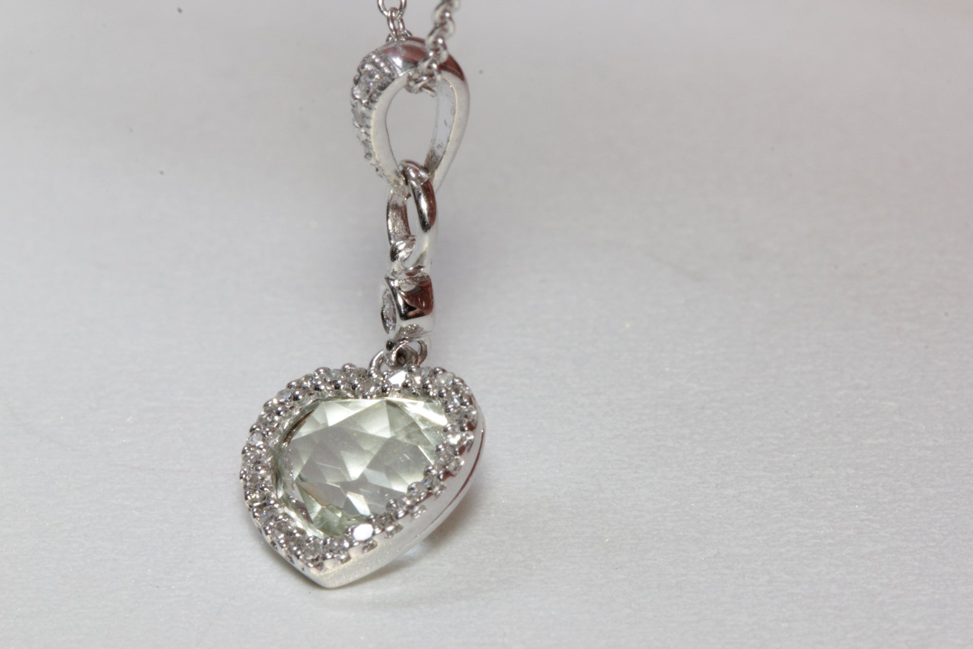 MODERN 14K WHITE GOLD LADIES PENDANT & CHAIN CHECKERBOARD GREEN AMETHYST & DIAMOND