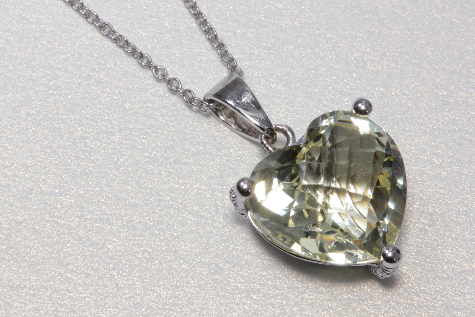 MODERN 14k WHITE GOLD LADIES PENDANT & CHAIN CHECKERBOARD LIME QUARTZ & DIAMOND