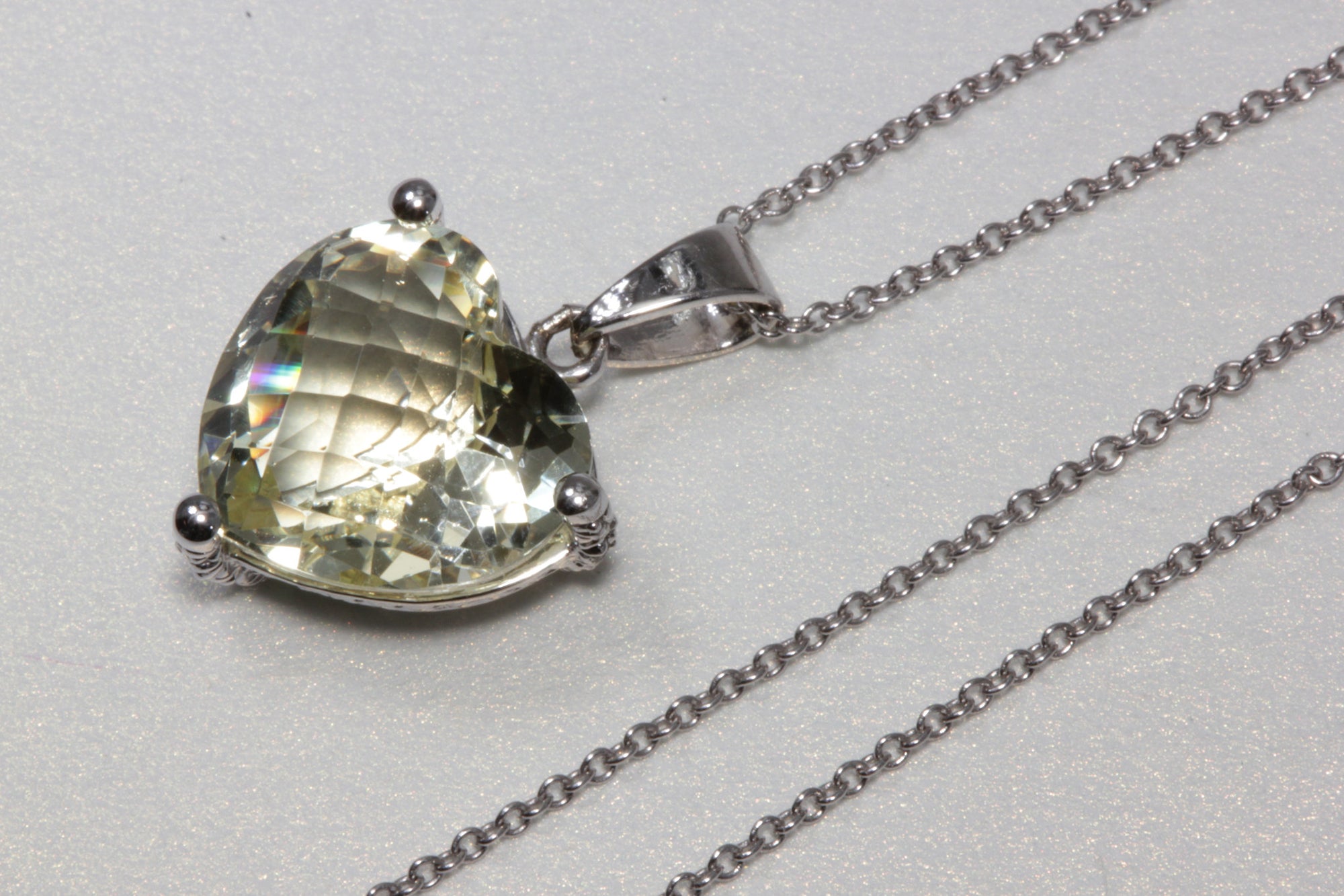 MODERN 14k WHITE GOLD LADIES PENDANT & CHAIN CHECKERBOARD LIME QUARTZ & DIAMOND