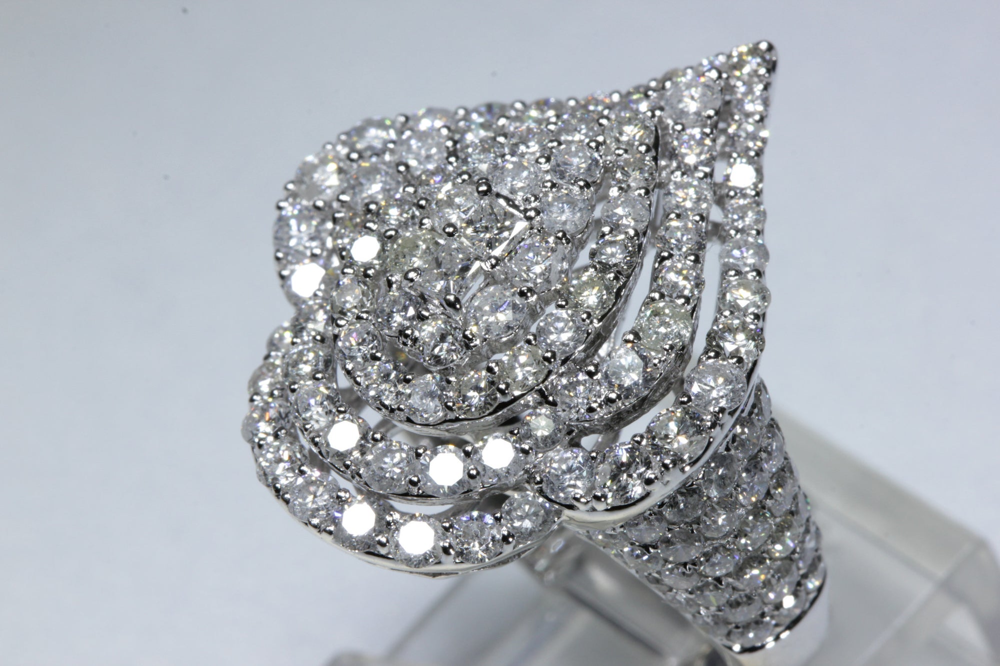 MODERN 18k WHITE GOLD DIAMOND COCKTAIL RING ROUND MICRO PAVE 3.84 CTW