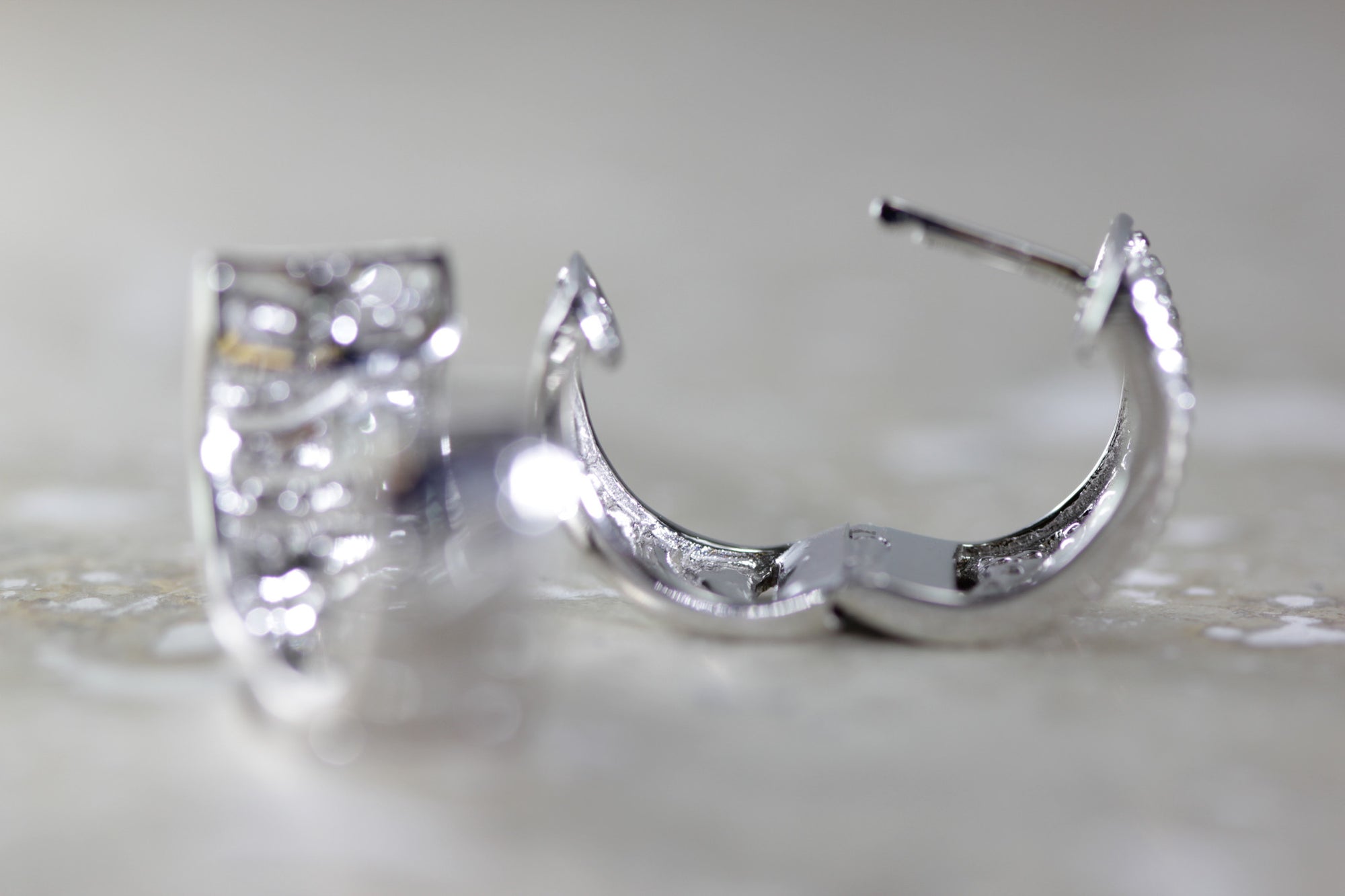 14k WHITE GOLD WIDE HUGGIE HOOPS EARRINGS DIAMONDS MICRO PAVE SETTING .65 CTW