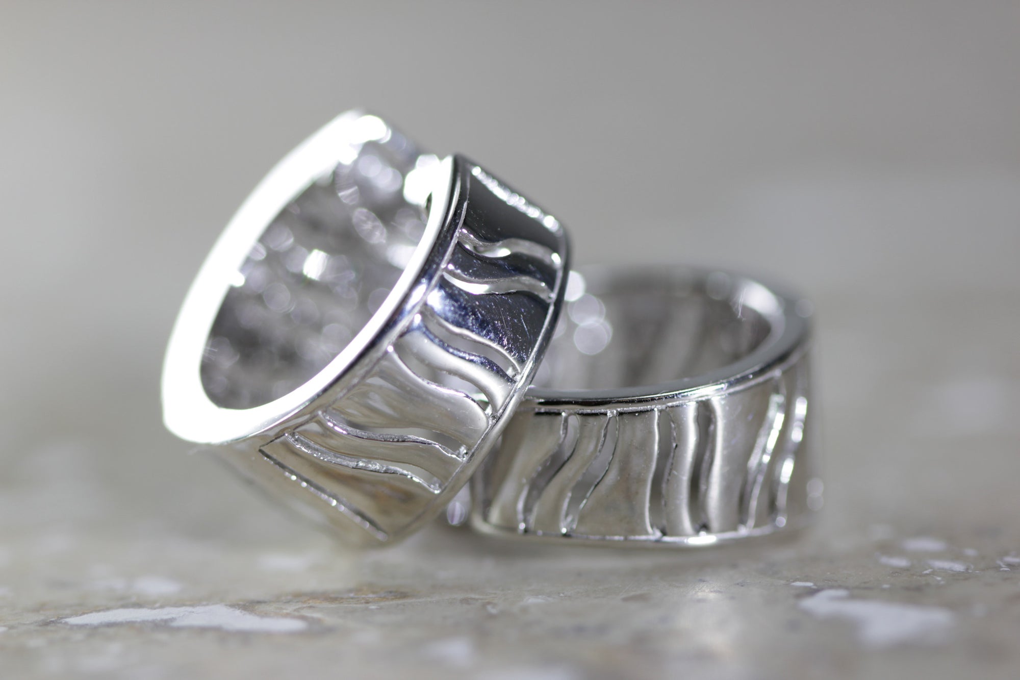 14k WHITE GOLD WIDE HUGGIE HOOPS EARRINGS DIAMONDS MICRO PAVE SETTING .65 CTW