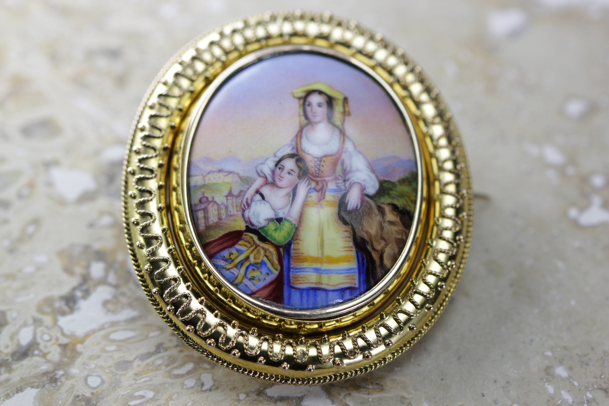 ANTIQUE PAINTED PORCELAIN 14K GOLD PIN BROOCH PICTURE FRAME 1520 CIRCA
